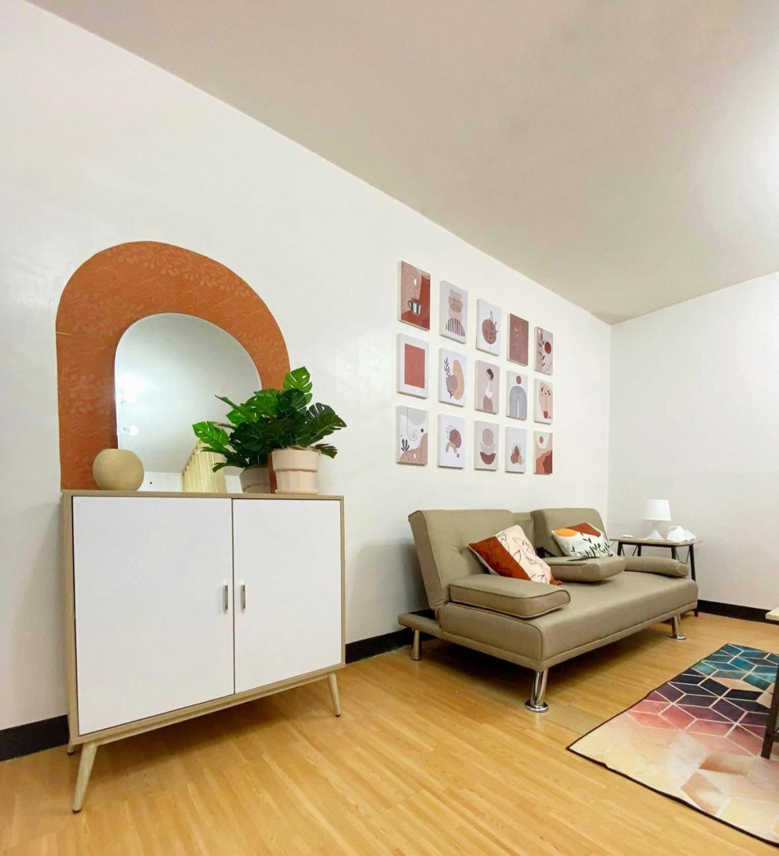 One-Bedroom Apartment - Photo 4