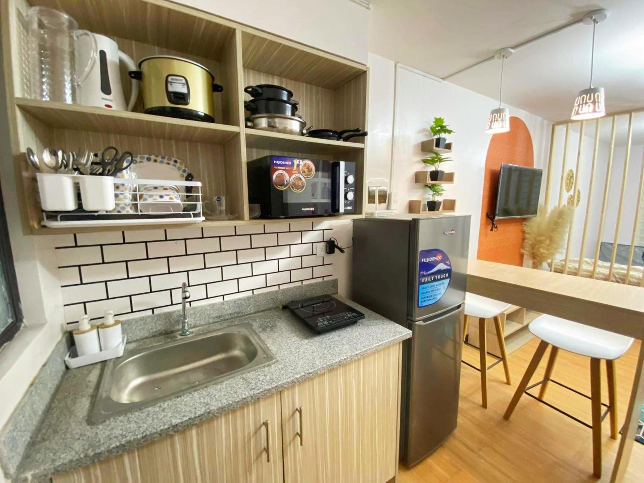 One-Bedroom Apartment - Photo 14