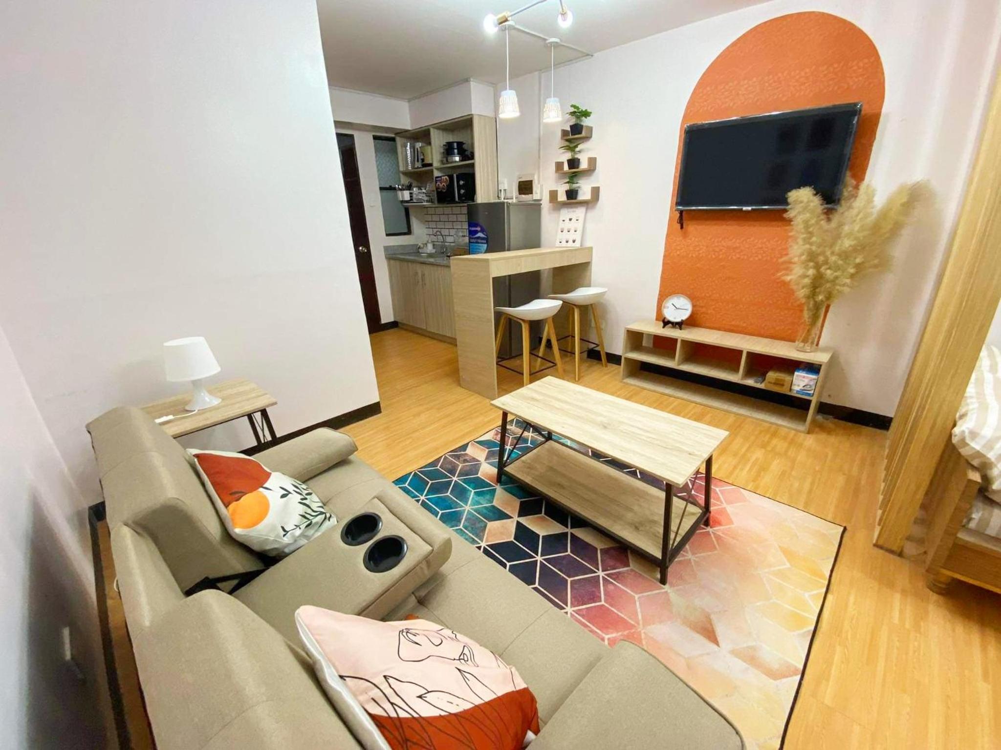 One-Bedroom Apartment - Photo 13
