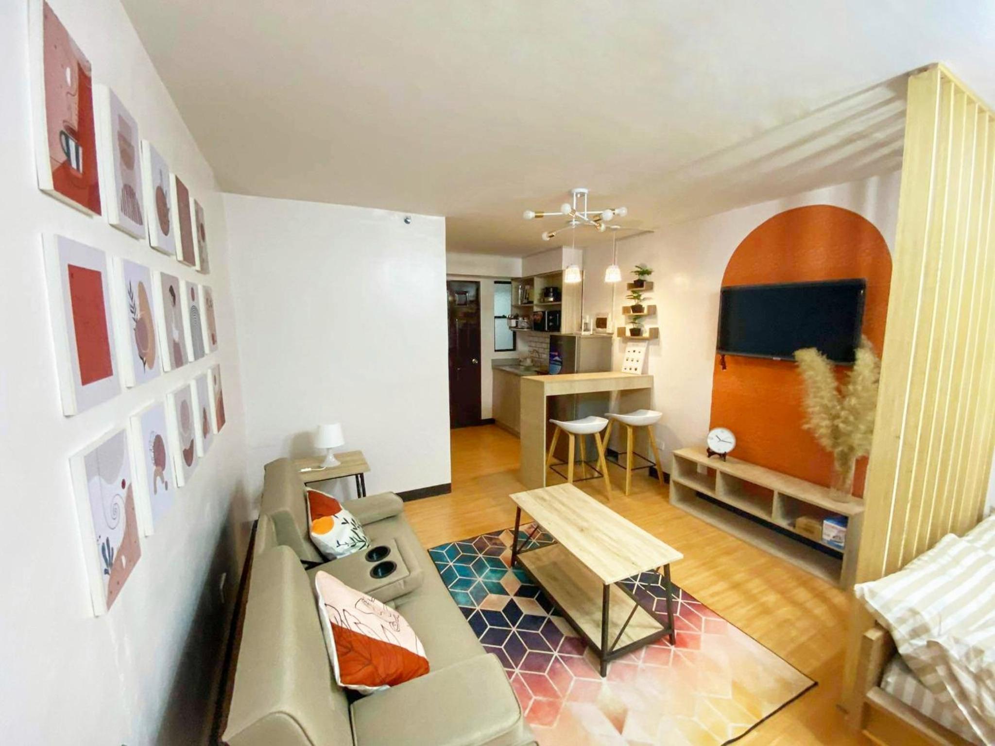One-Bedroom Apartment - Photo 9