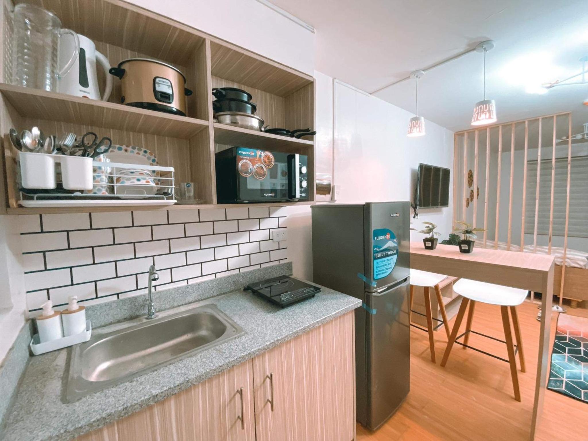 One-Bedroom Apartment - Photo 8