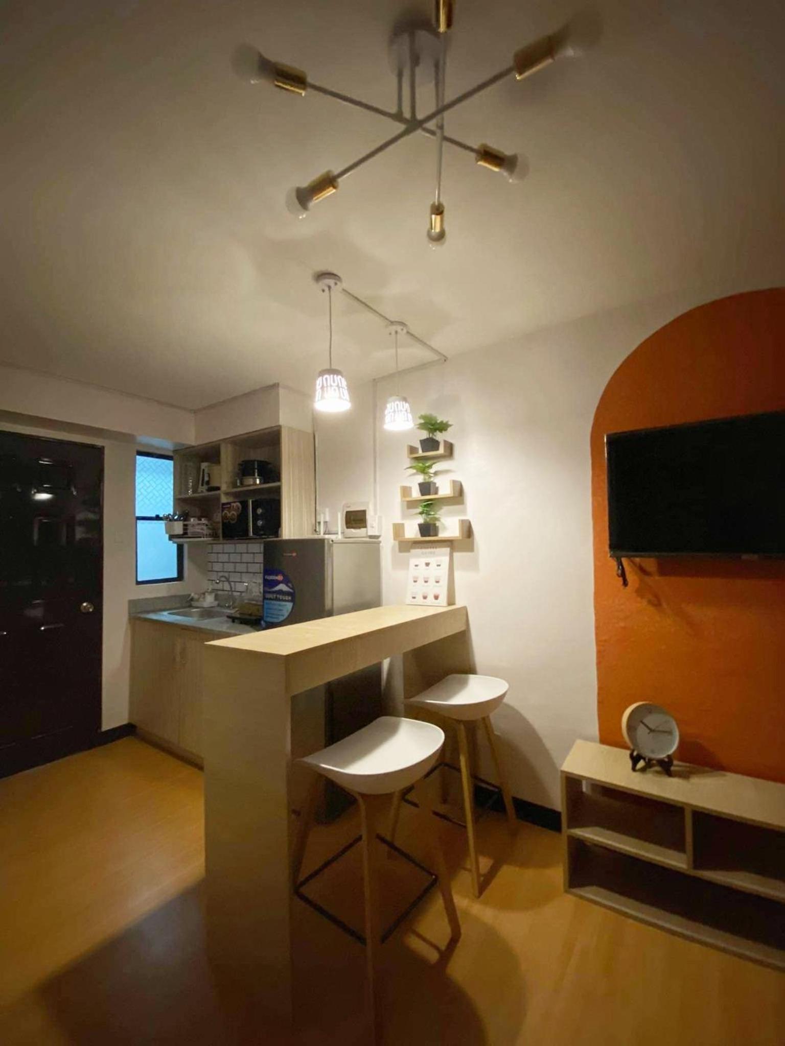 One-Bedroom Apartment - Photo 5