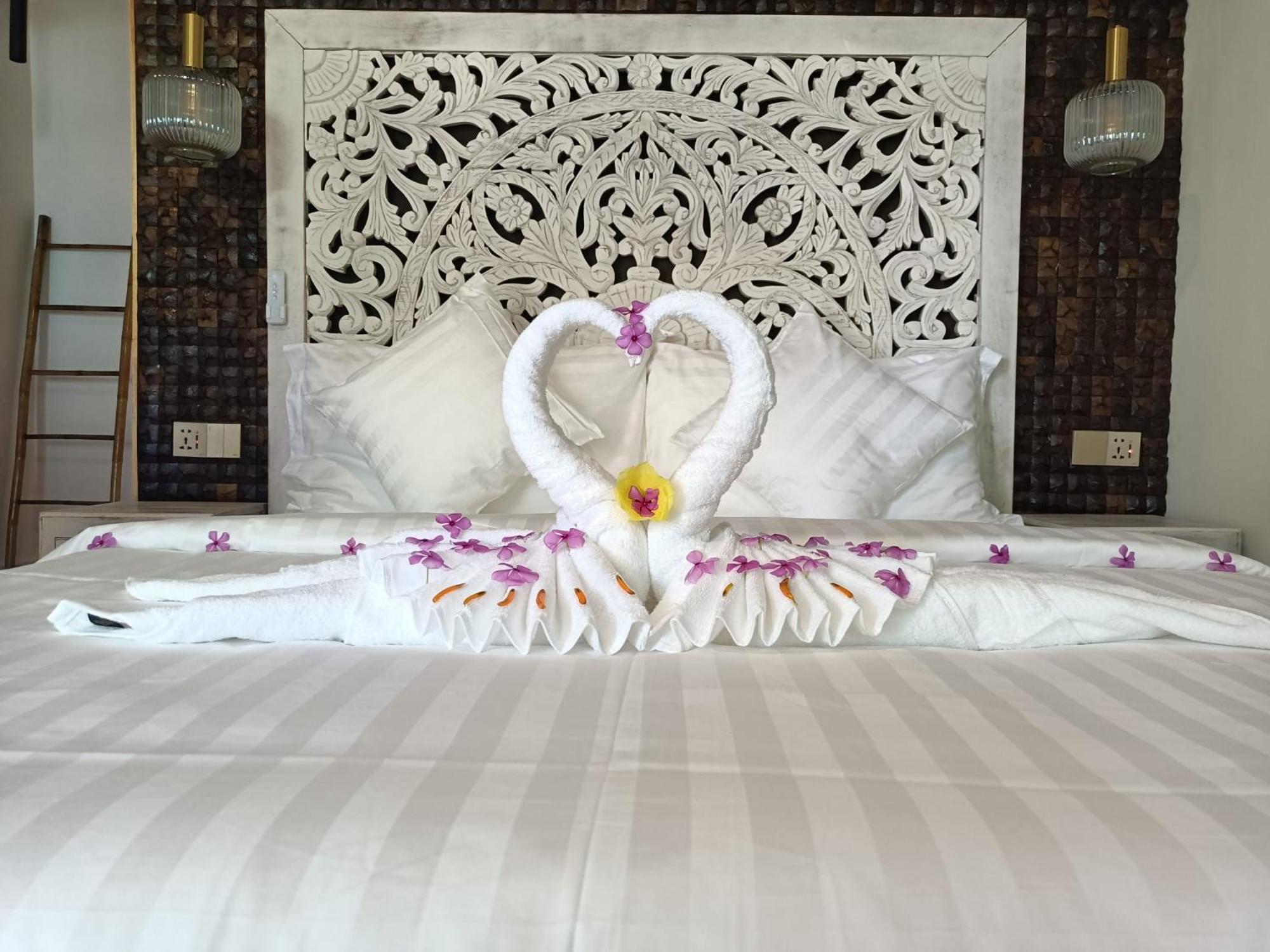 King Room with Sea View - Photo 8