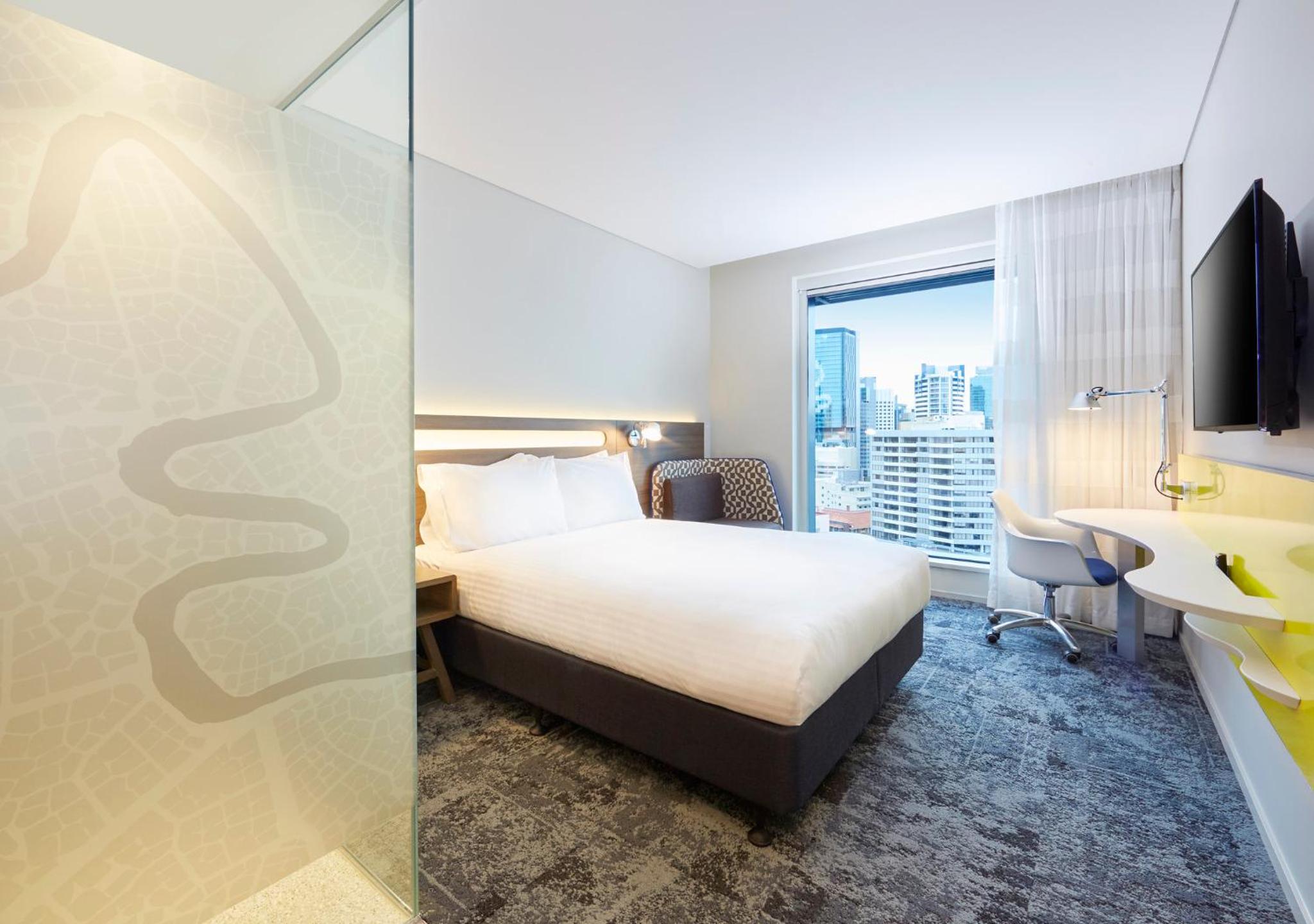 Standard Room with Free Breakfast thumbnail 5