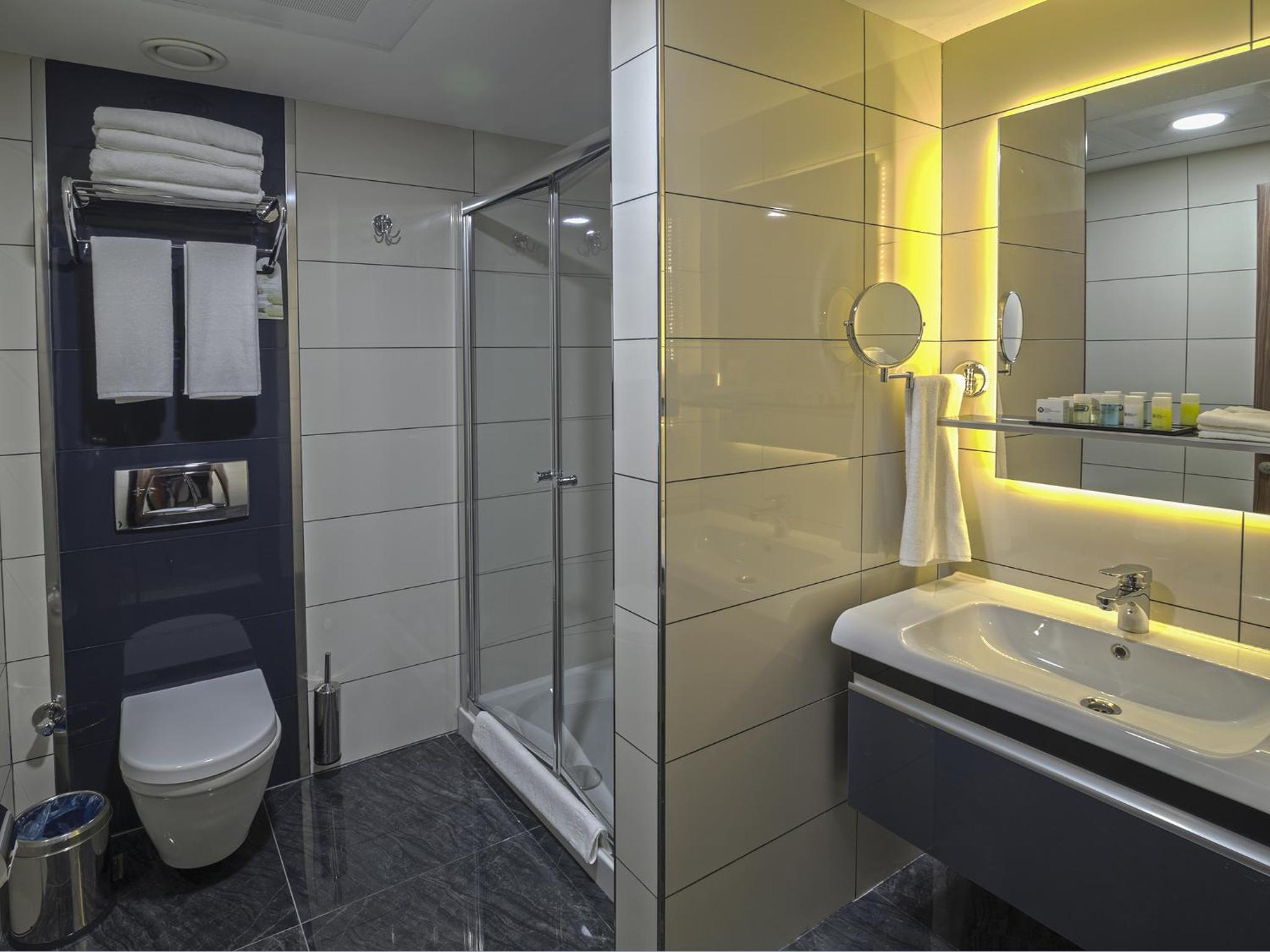 Standard Room - Photo 10
