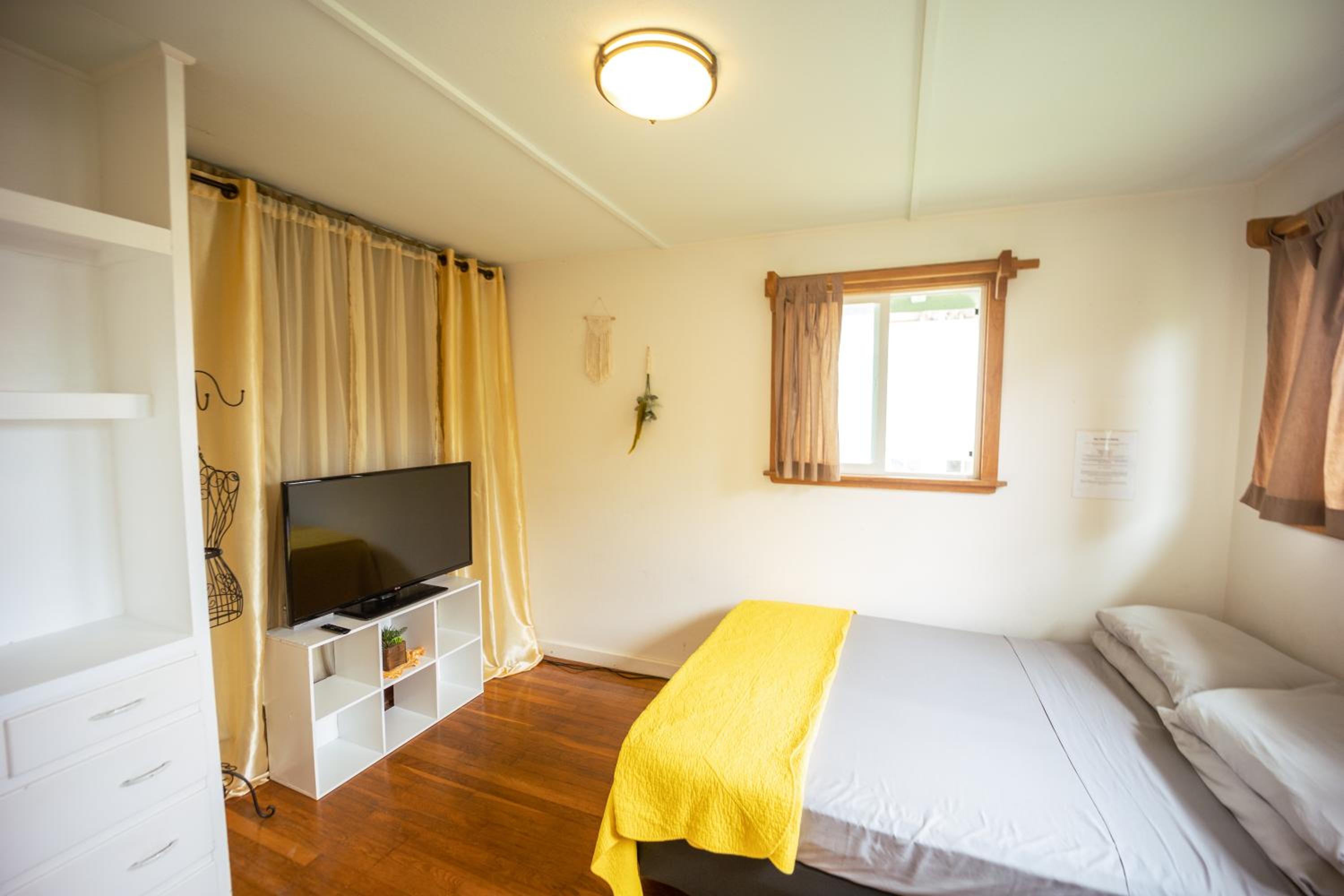 Double Room with Private External Bathroom photo 1