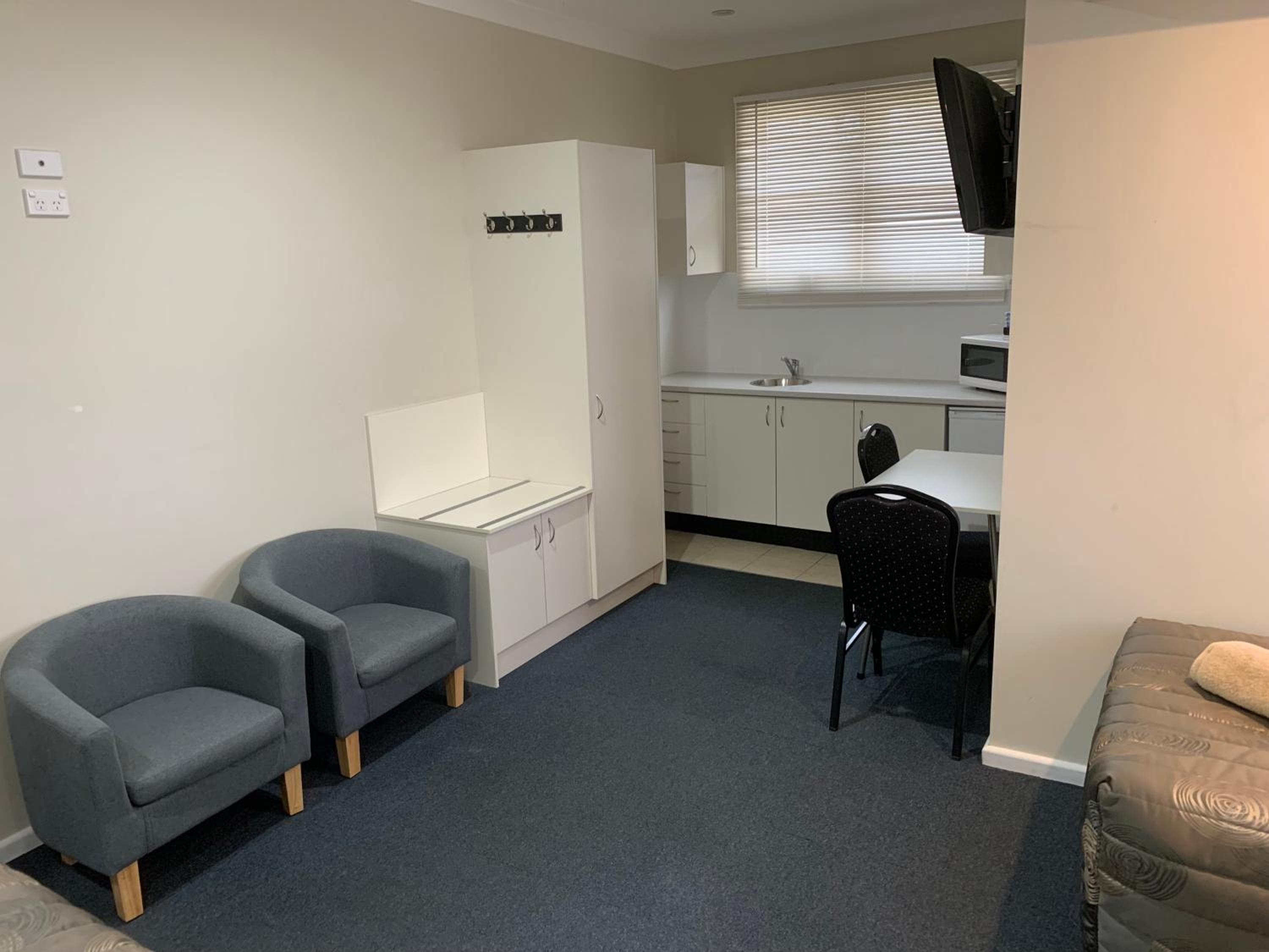 Executive Twin Room with Kitchen photo 1