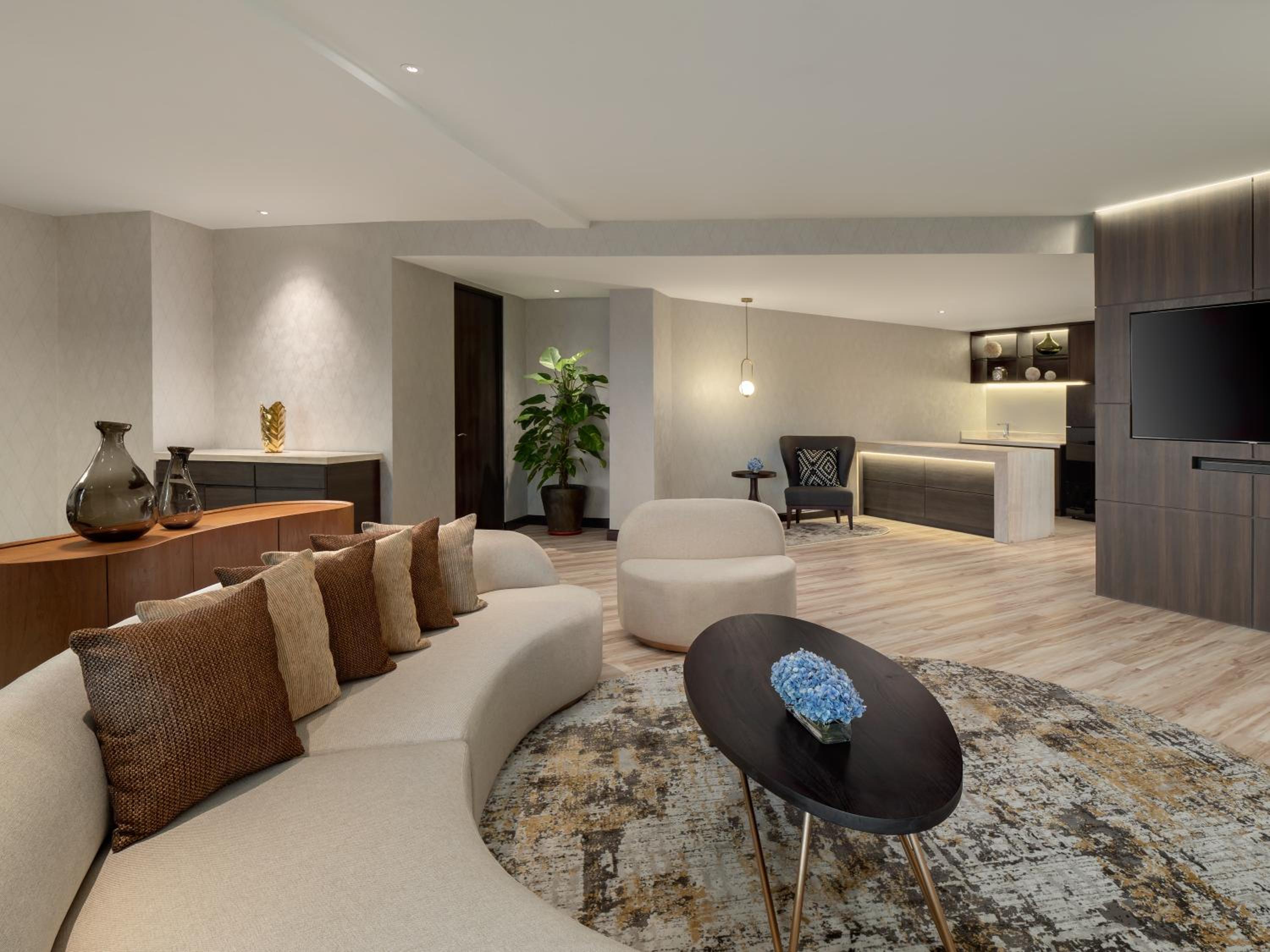Two-Bedroom Presidential Suite photo 3