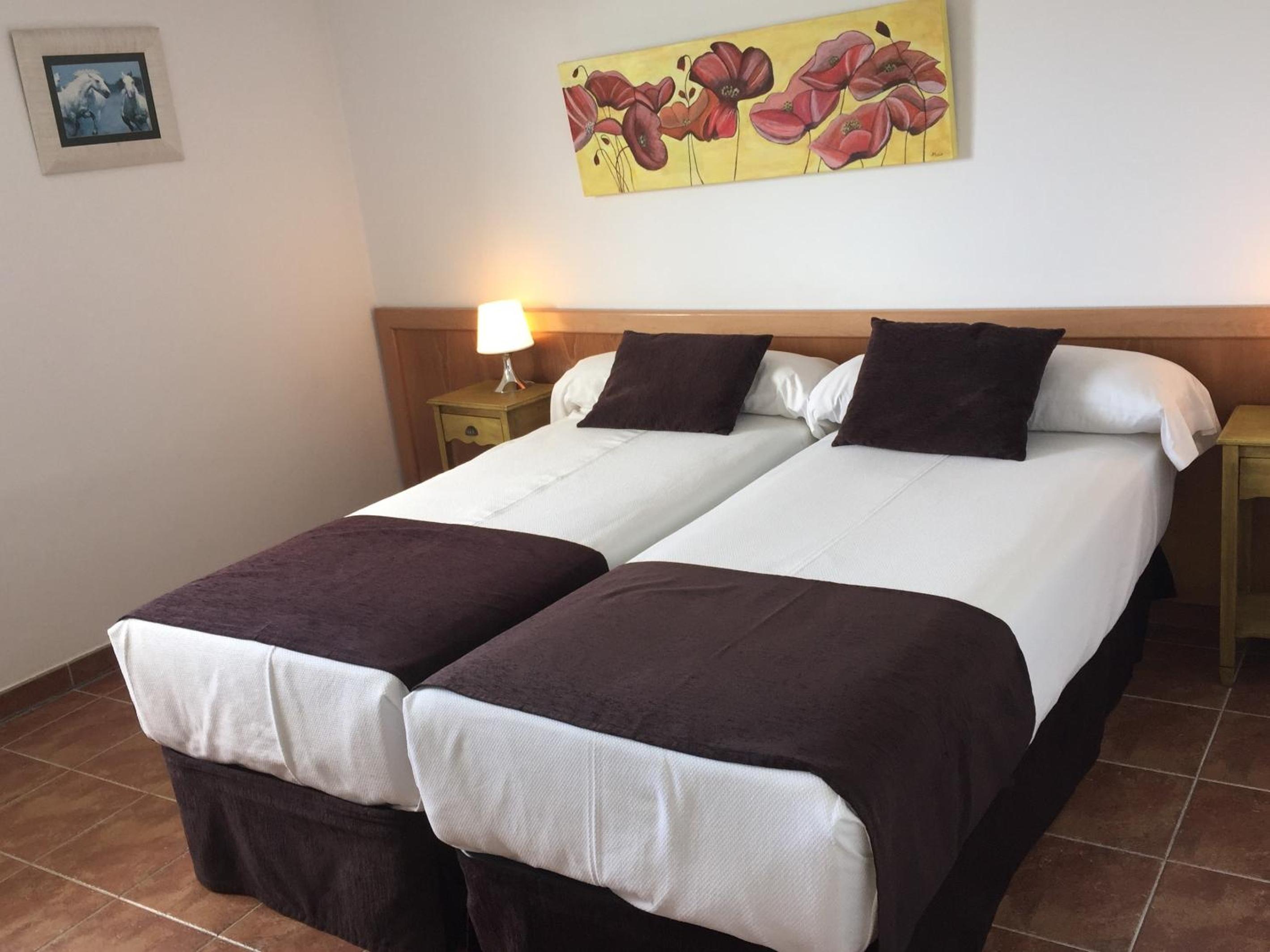 Habitación Familiar con Vista al Jardín