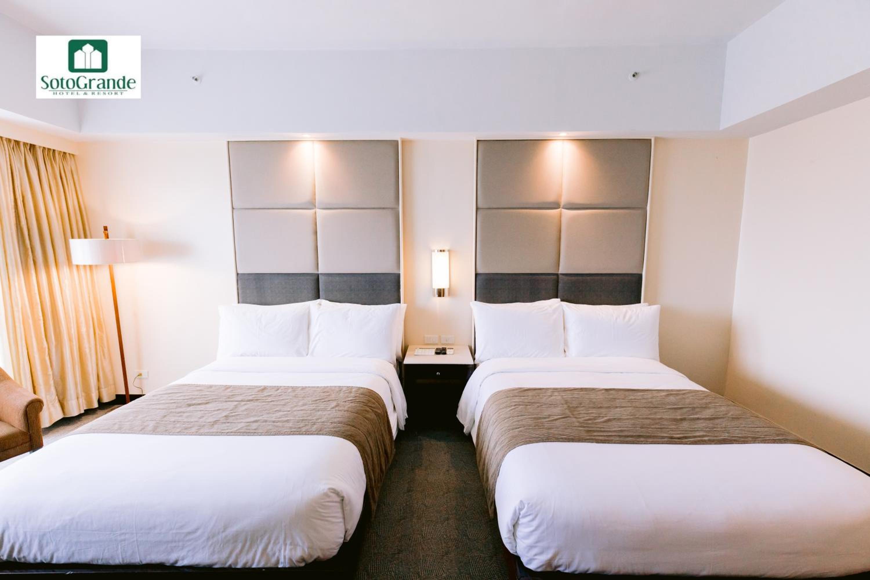 Deluxe Twin Room - Photo 6