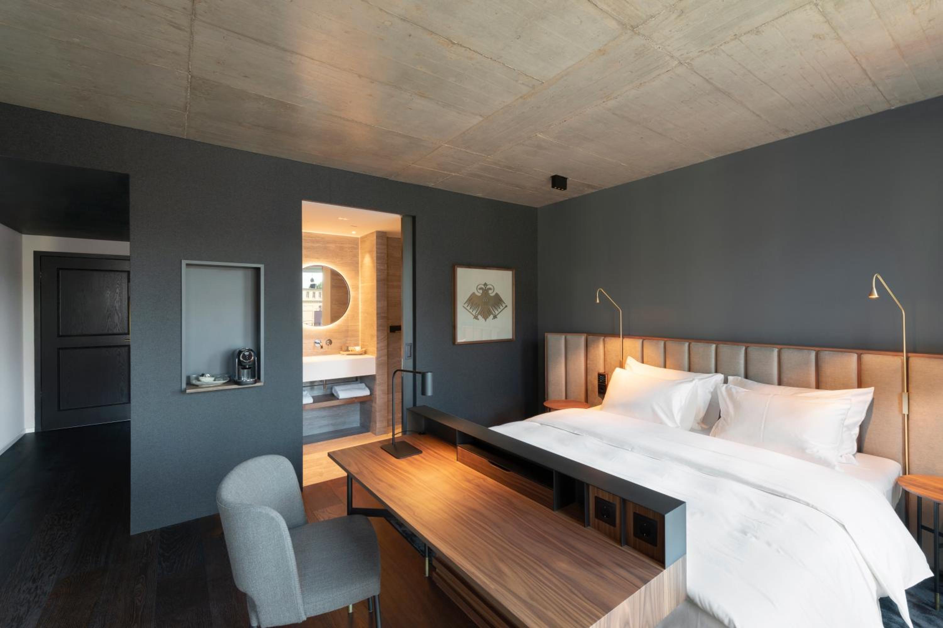 Deluxe Double Room - Photo 1