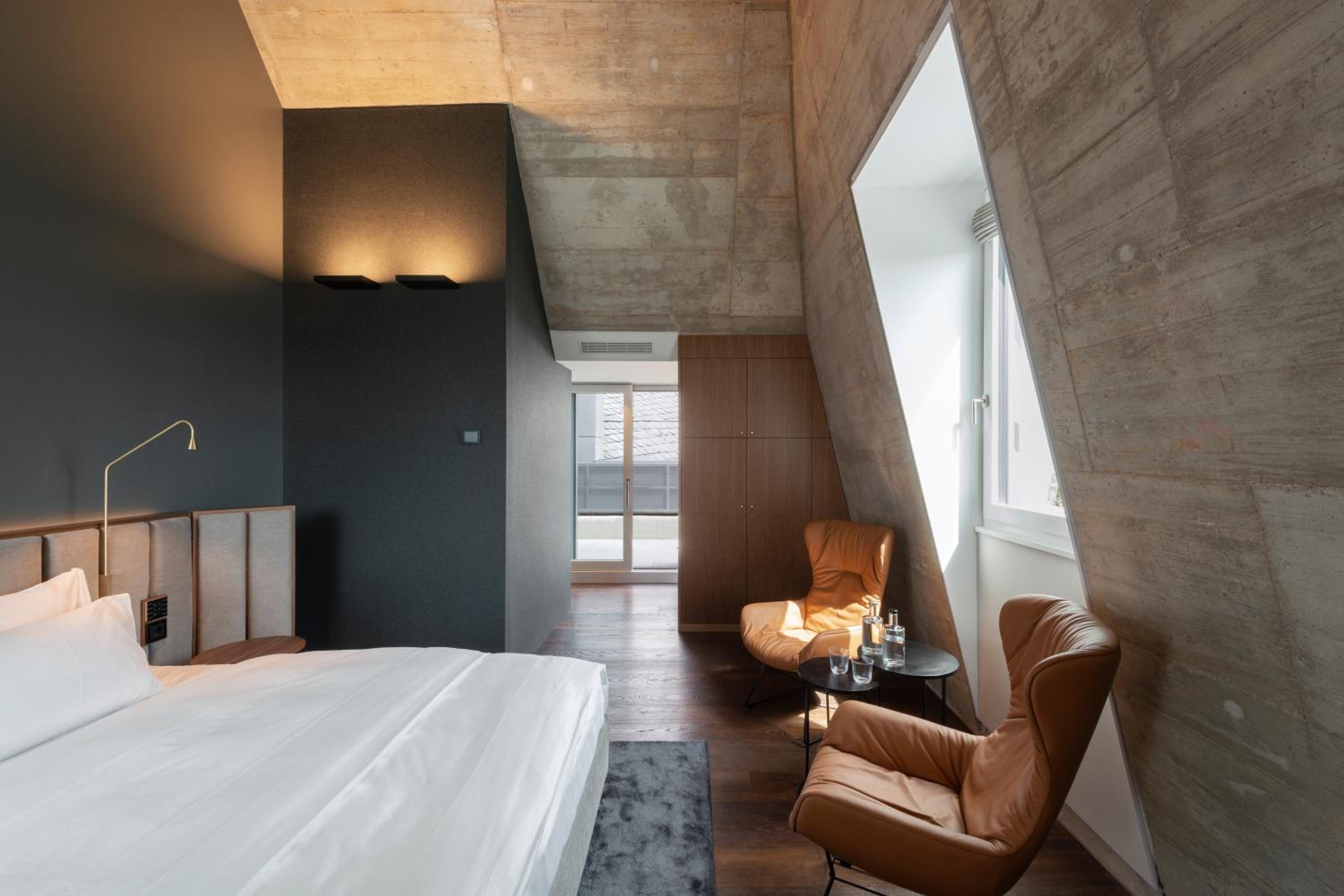 Suite - Photo 6