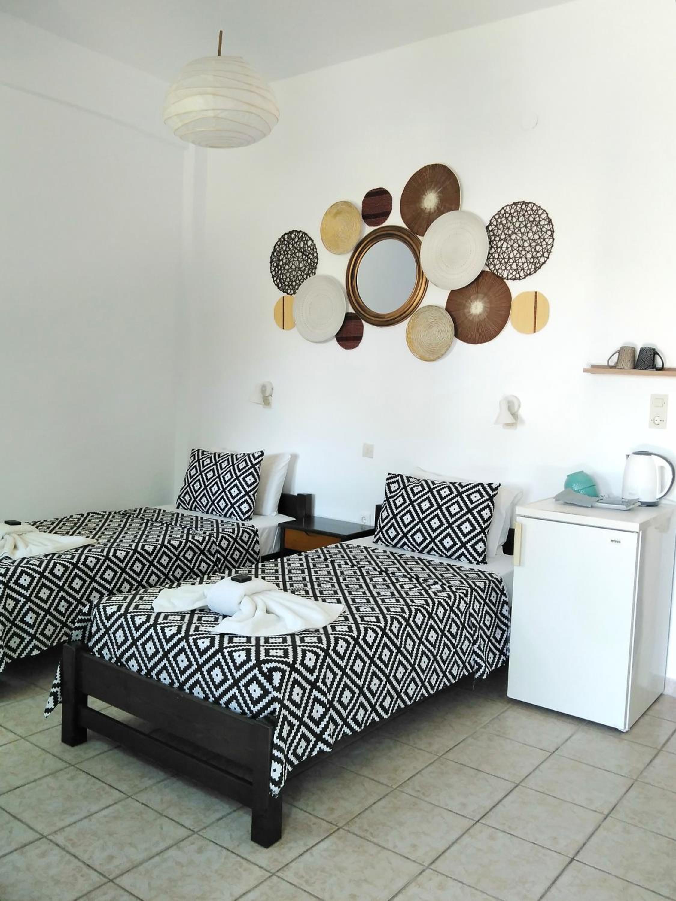 Standard Twin Room with Sea View photo 3