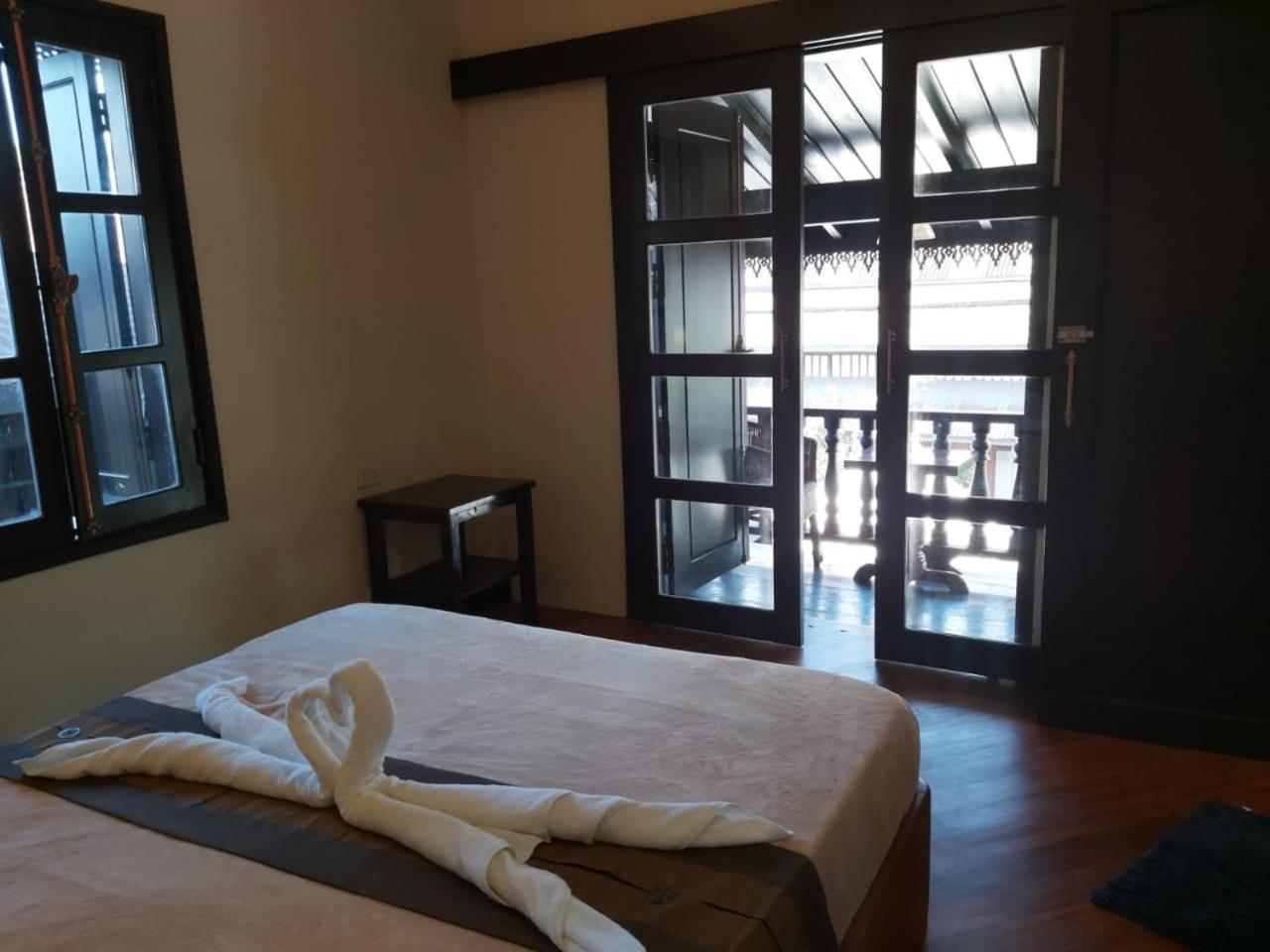 Double Room with Balcony - Photo 4