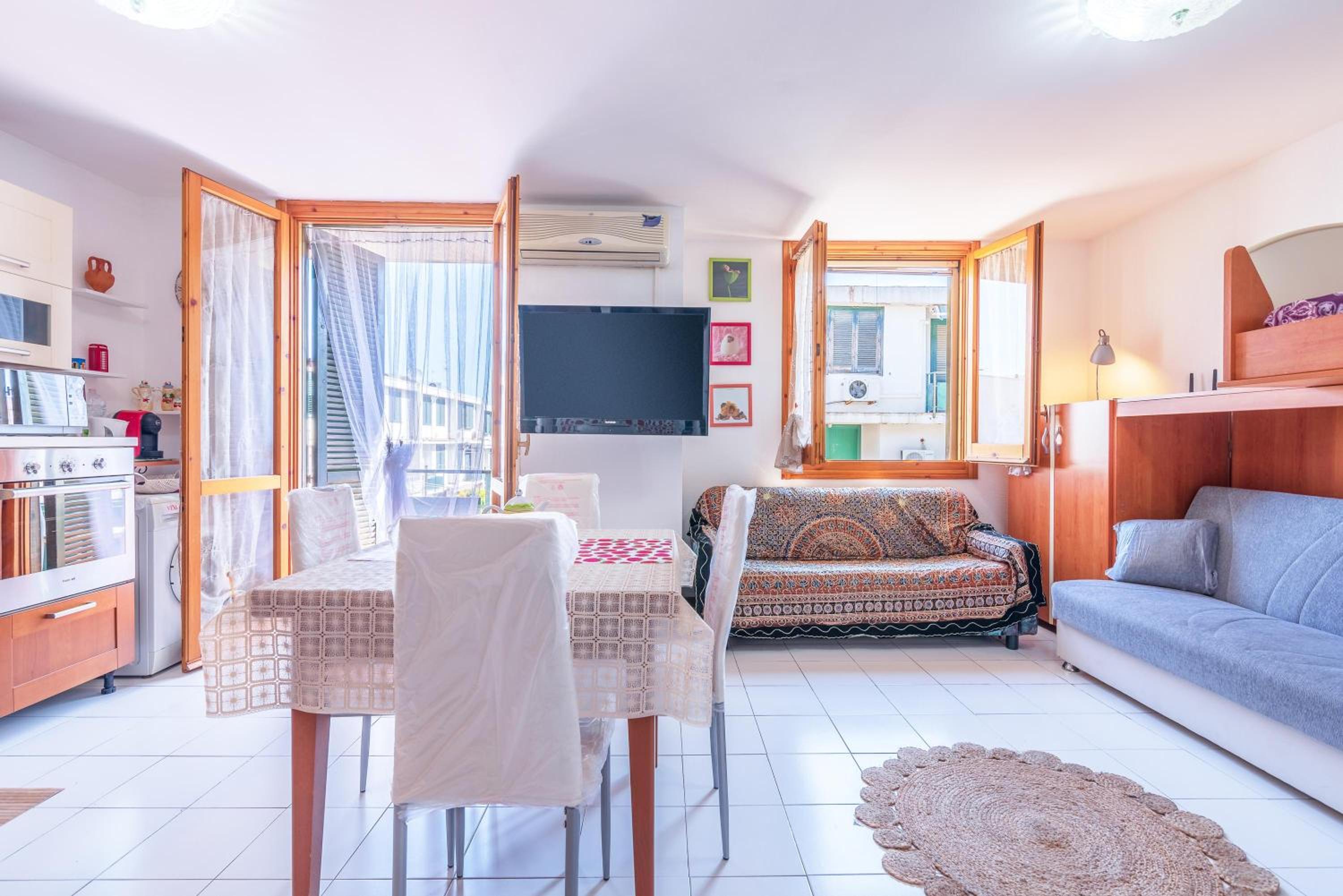 Superior One-Bedroom Apartment with Balcony