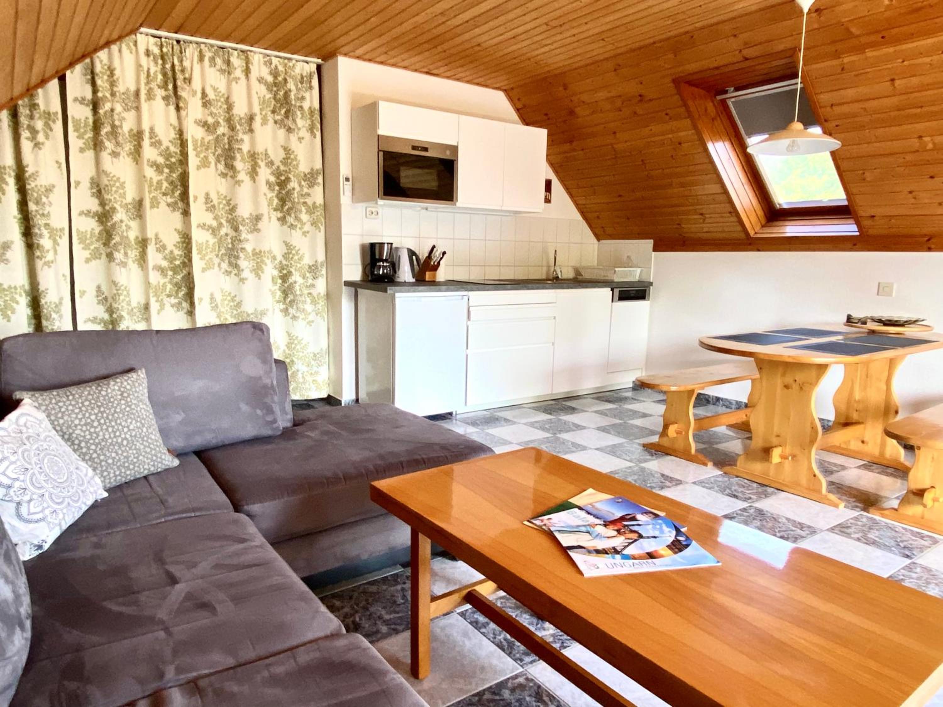 Apartment with Balcony photo 1