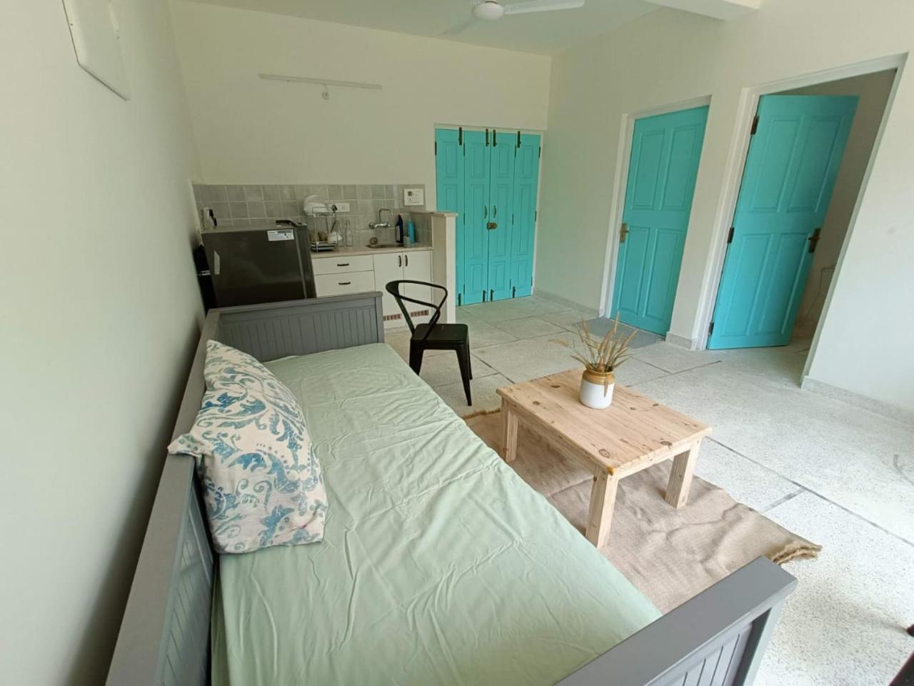 Two-Bedroom Apartment - Photo 5