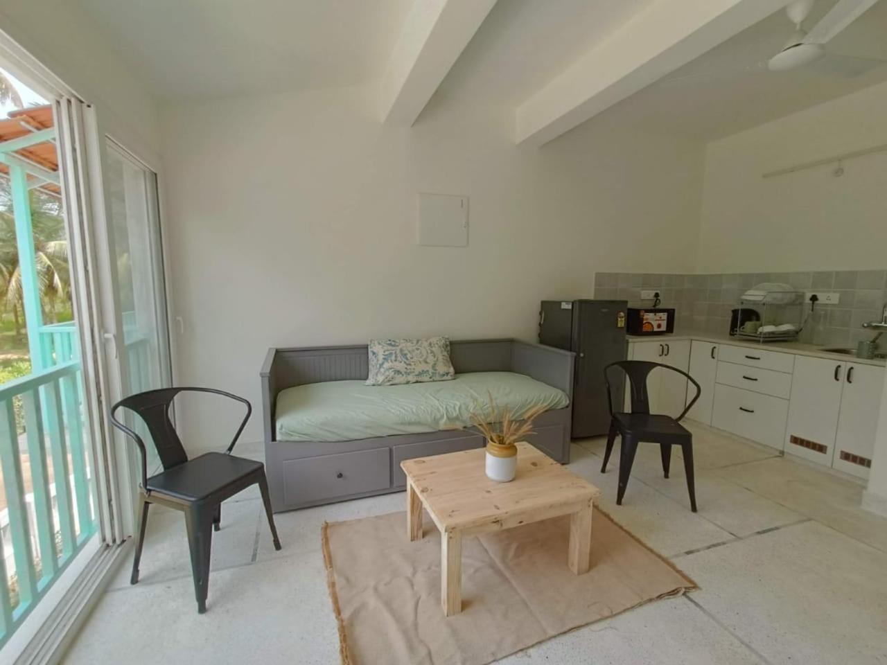 Two-Bedroom Apartment - Photo 17