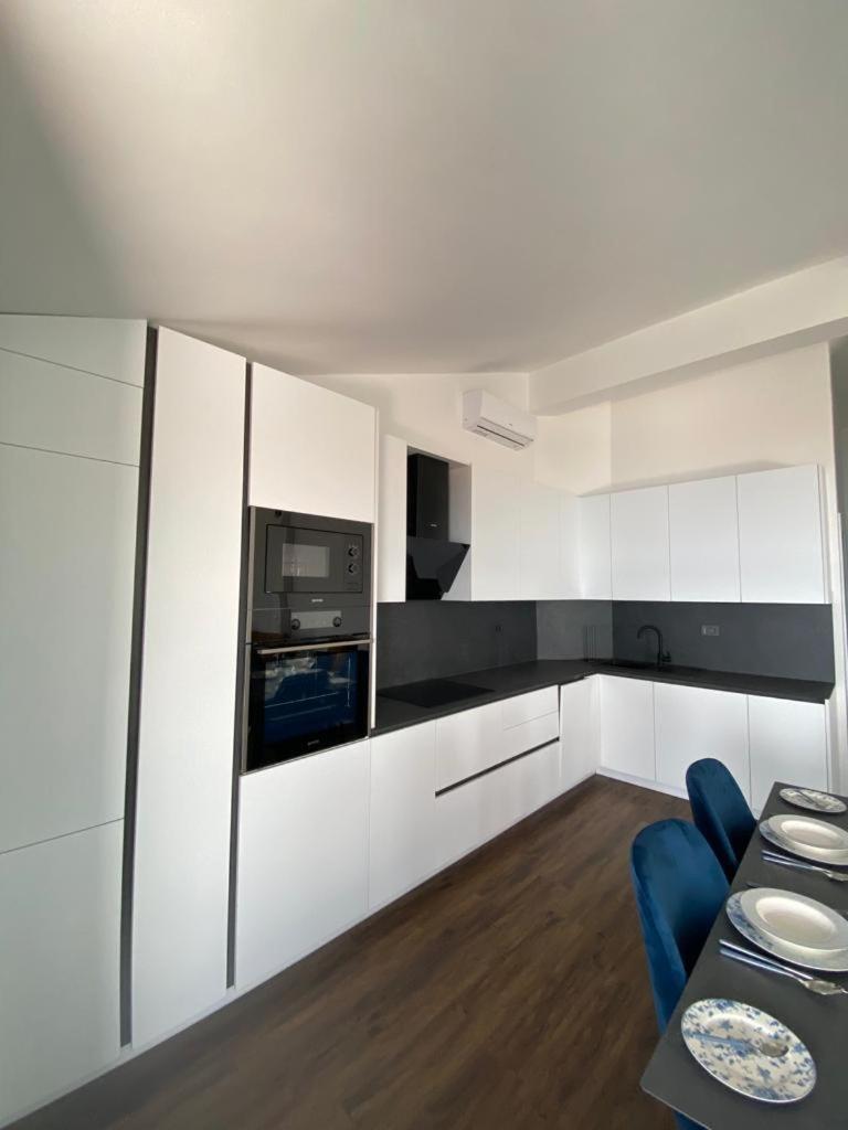 Apartment with Sea View photo 2