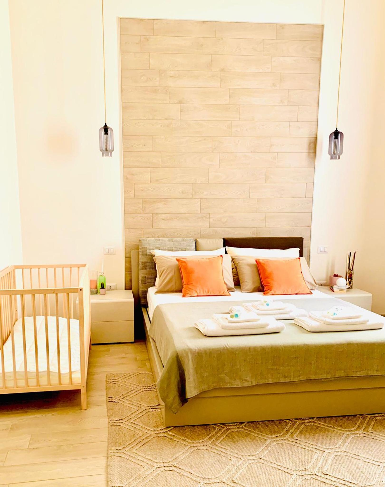 One-Bedroom Apartment - Photo 1