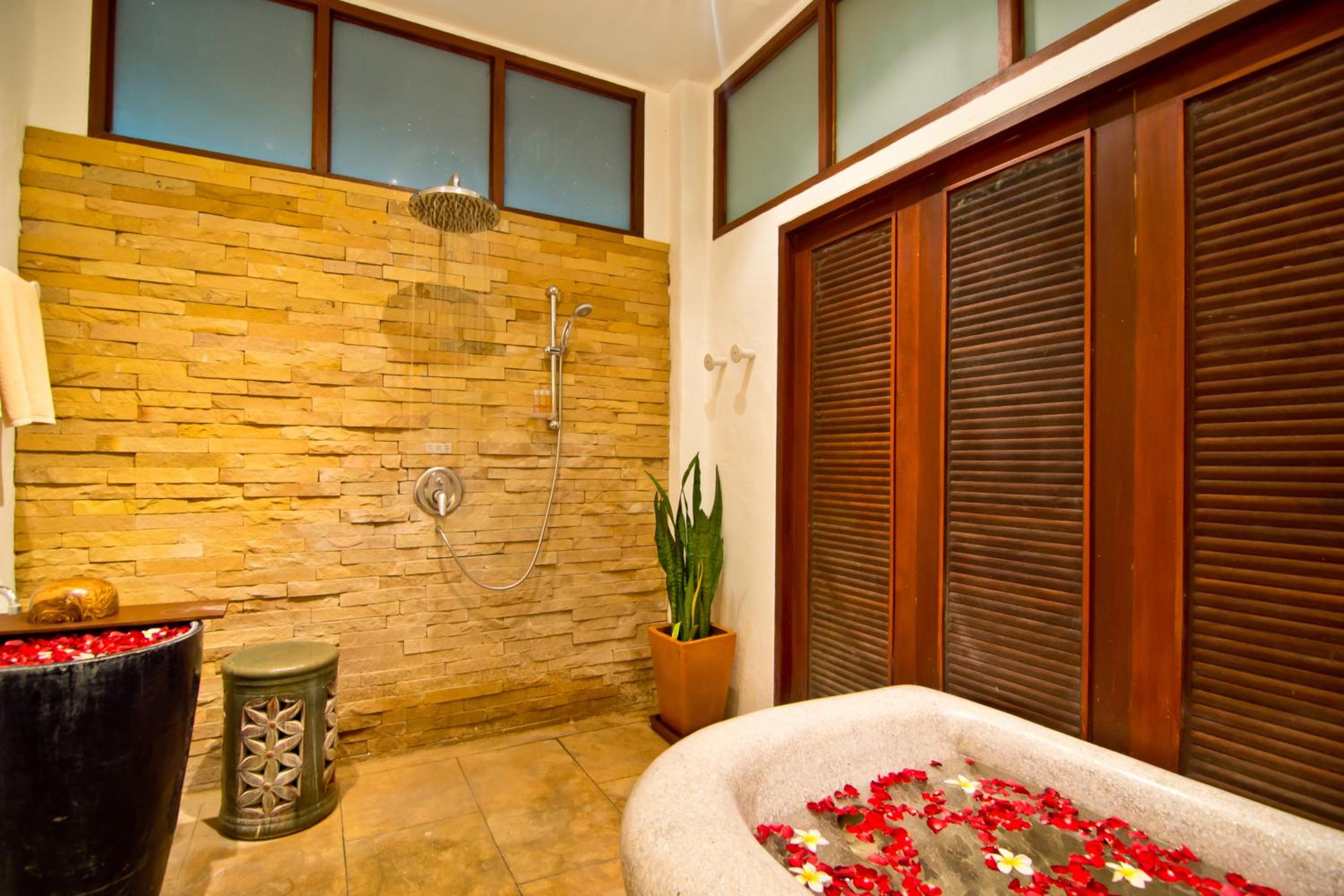 Grand Deluxe Room - Photo 5