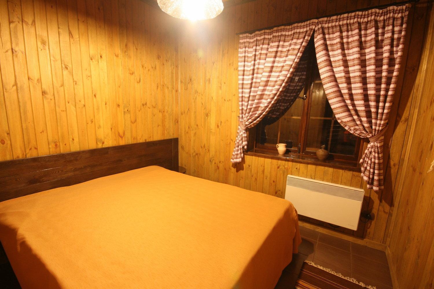 Cottage (4 Adults)