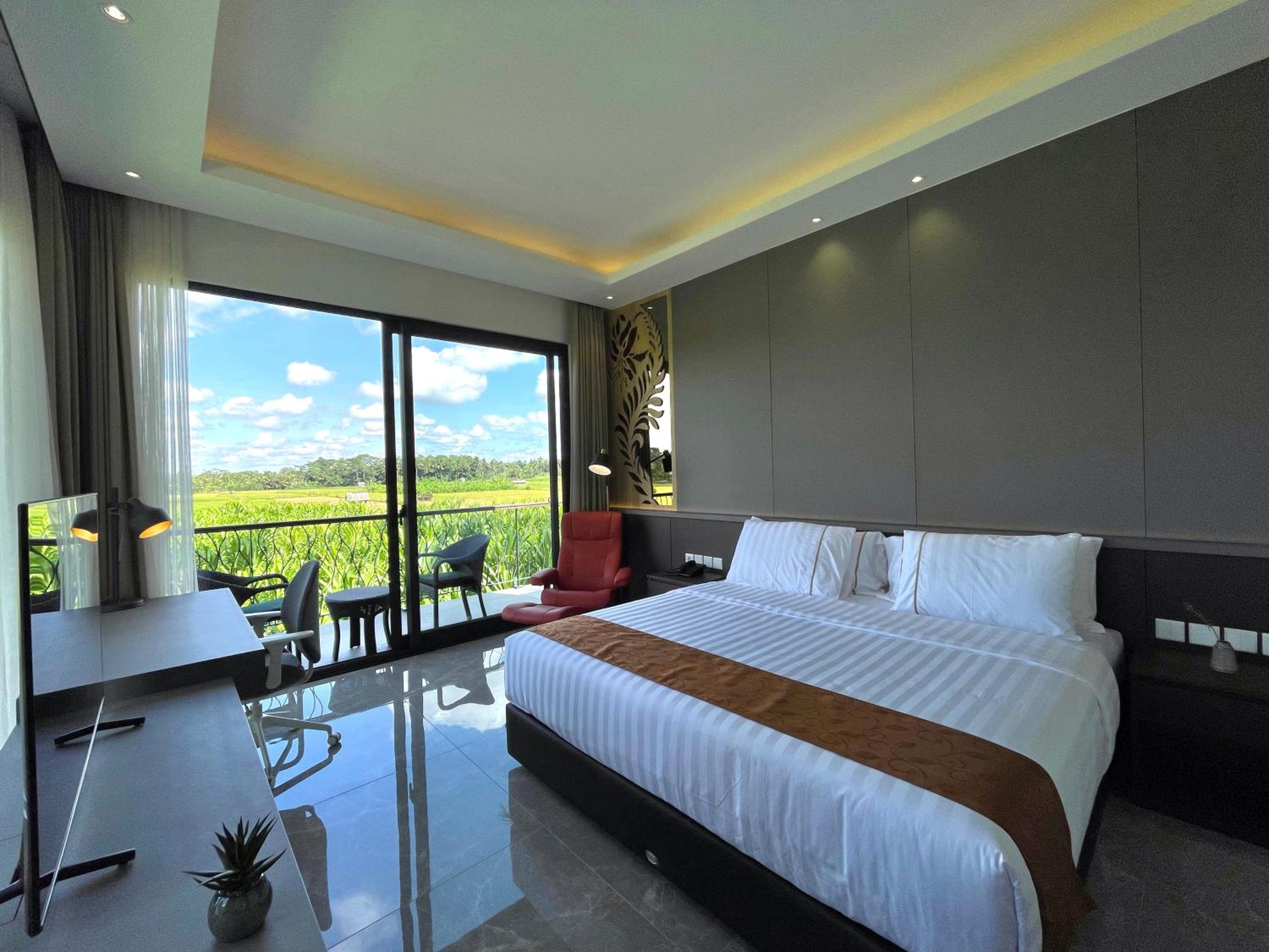 One Bedroom with Rice Field and Pool View - Photo 1