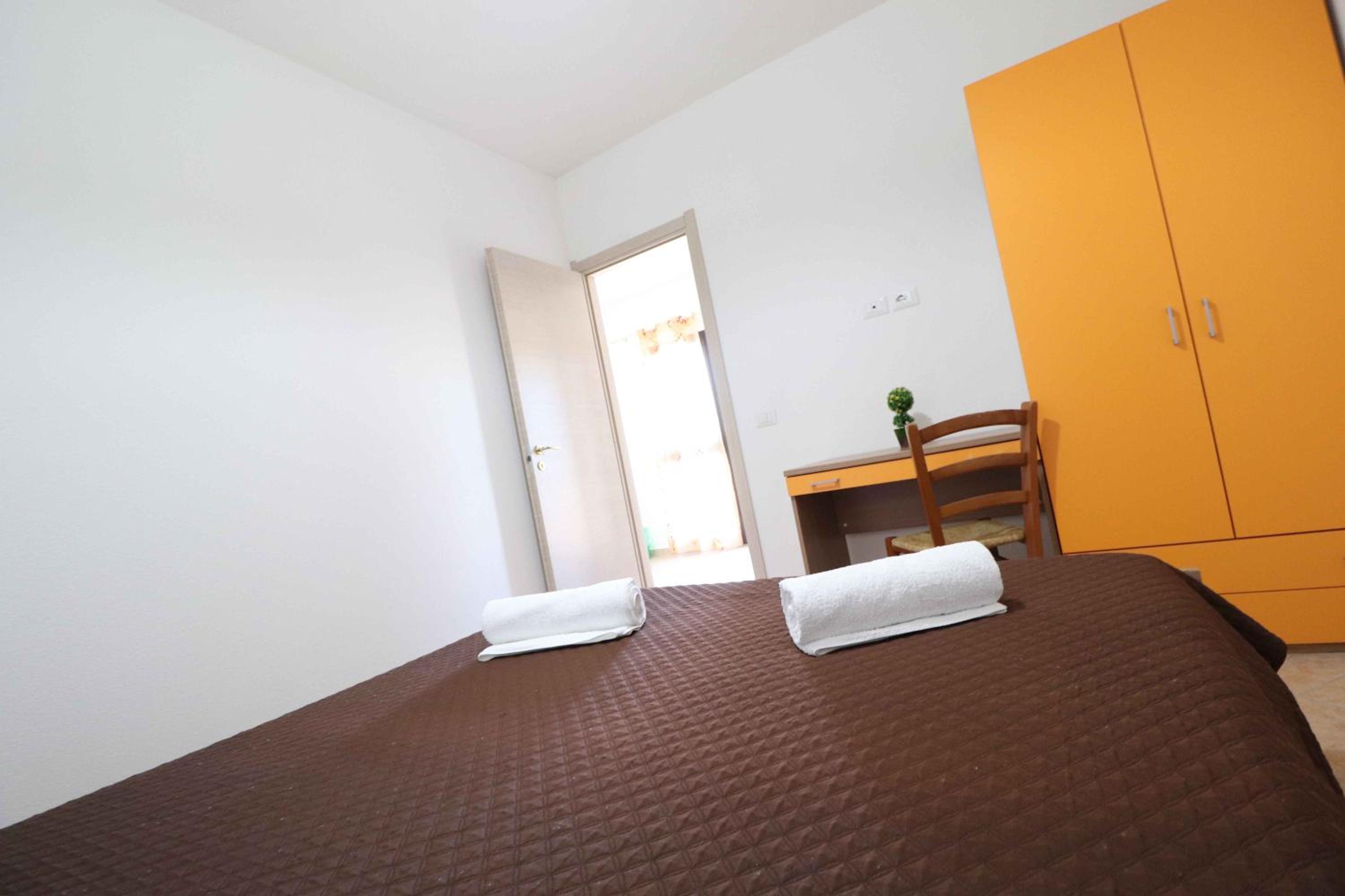 Standard Suite - Photo 11