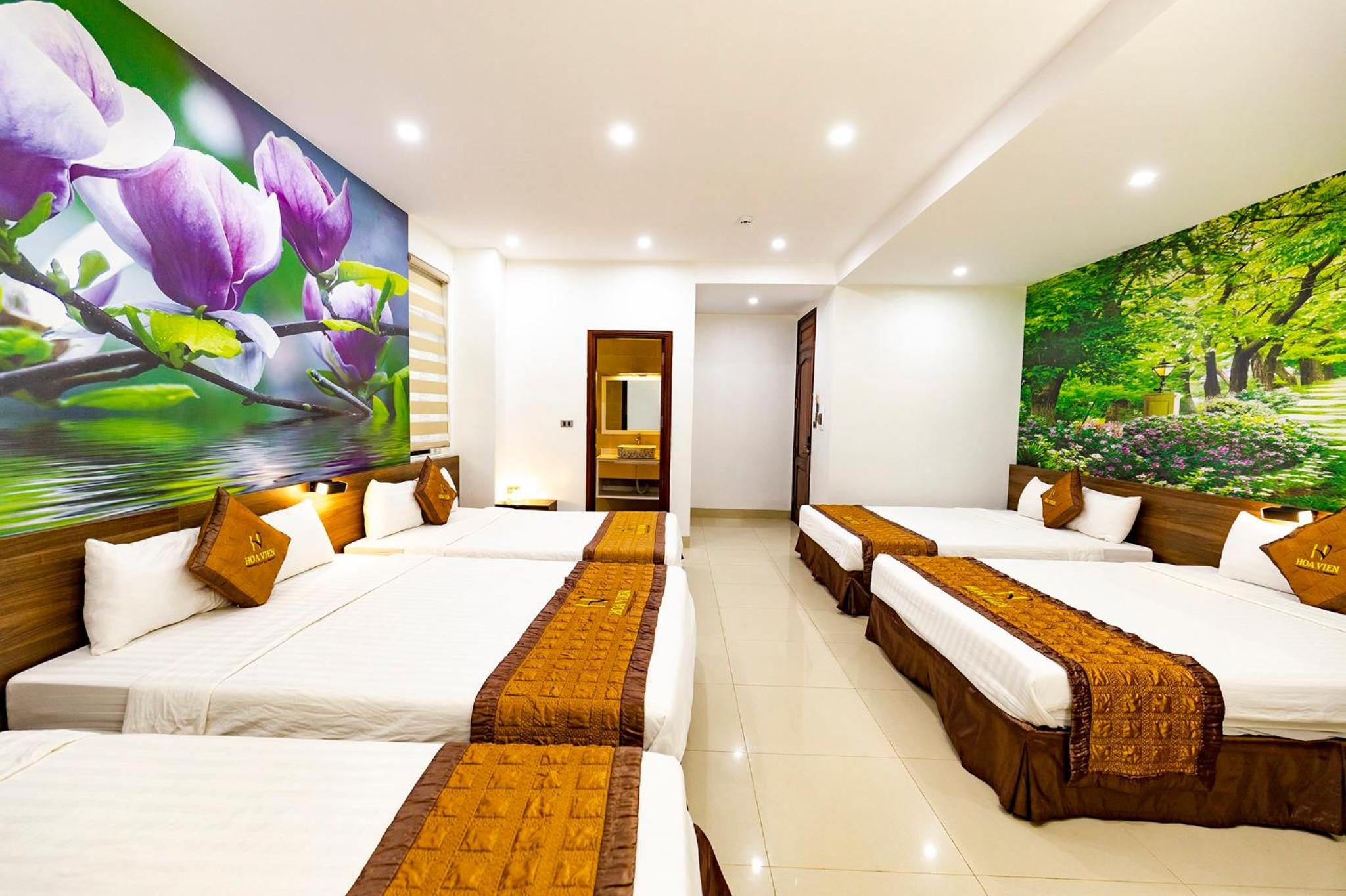 Deluxe Family Room