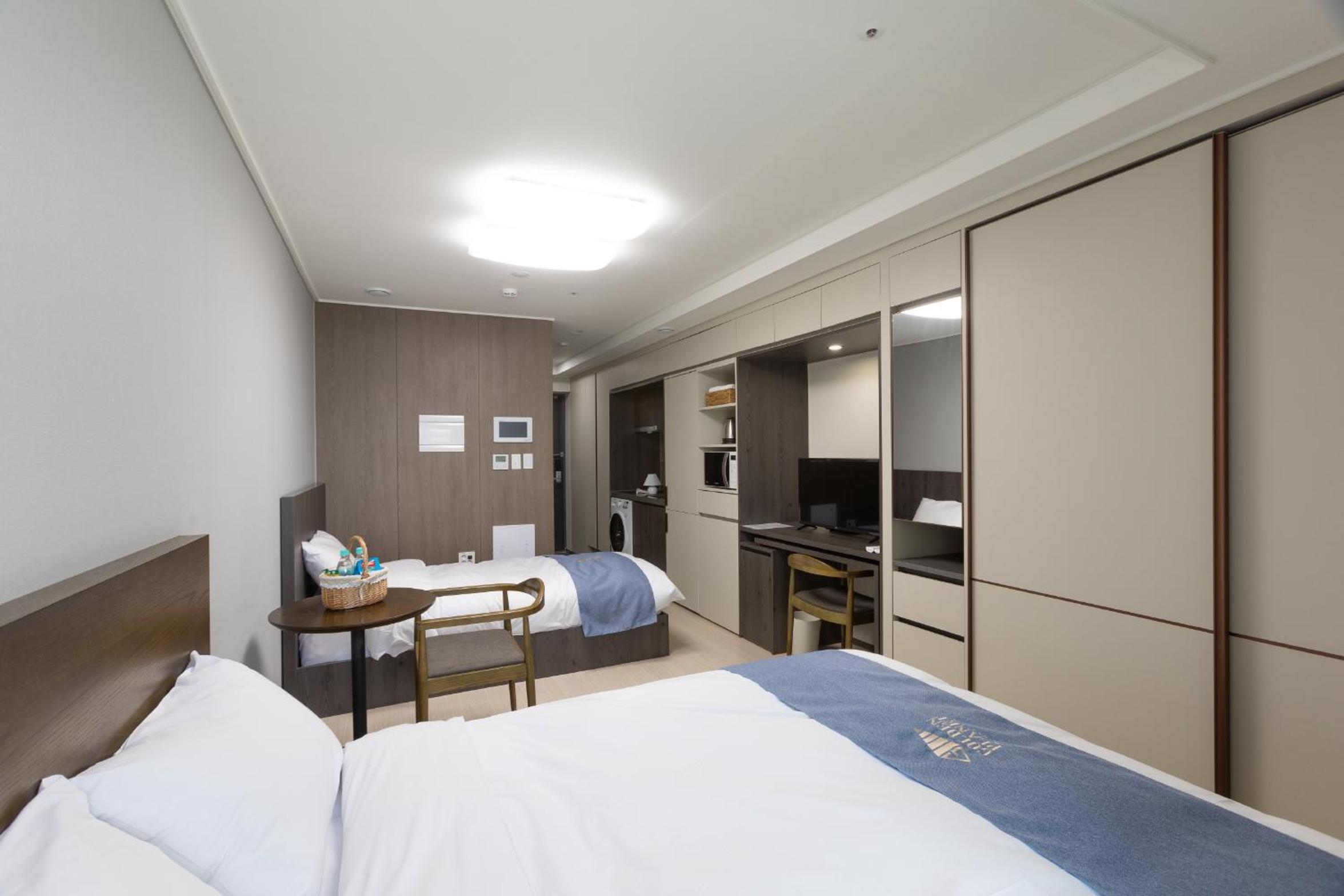 Standard Triple Room - Photo 8