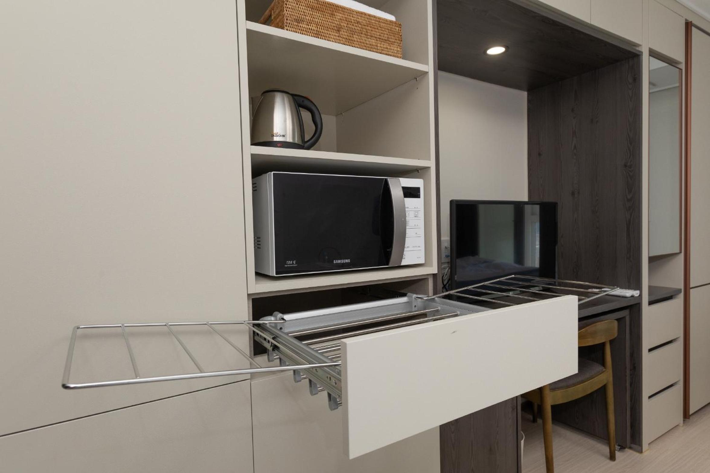 Standard Twin Room - Photo 3