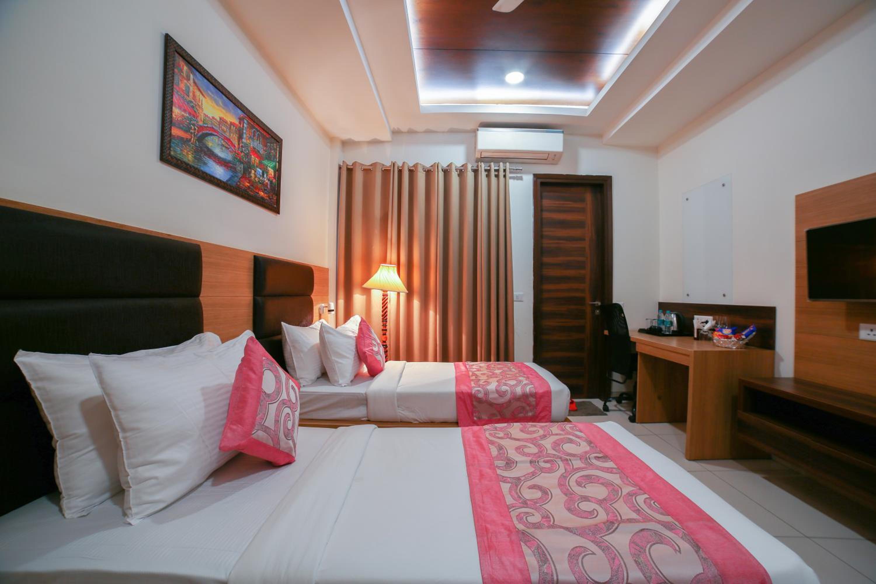 Superior Double Room - Photo 9