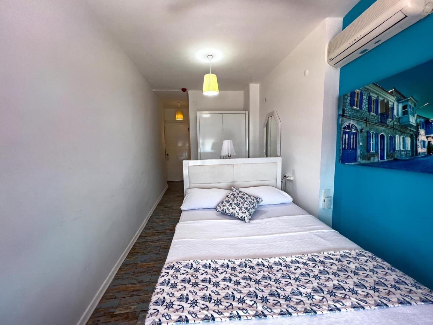 Double Room with Sea View - Photo 16