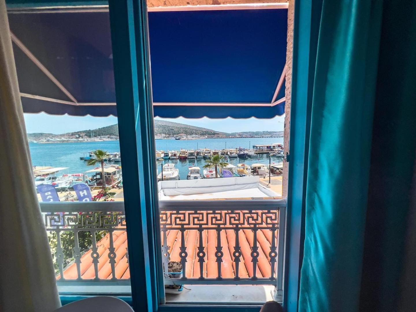 Double Room with Sea View - Photo 14