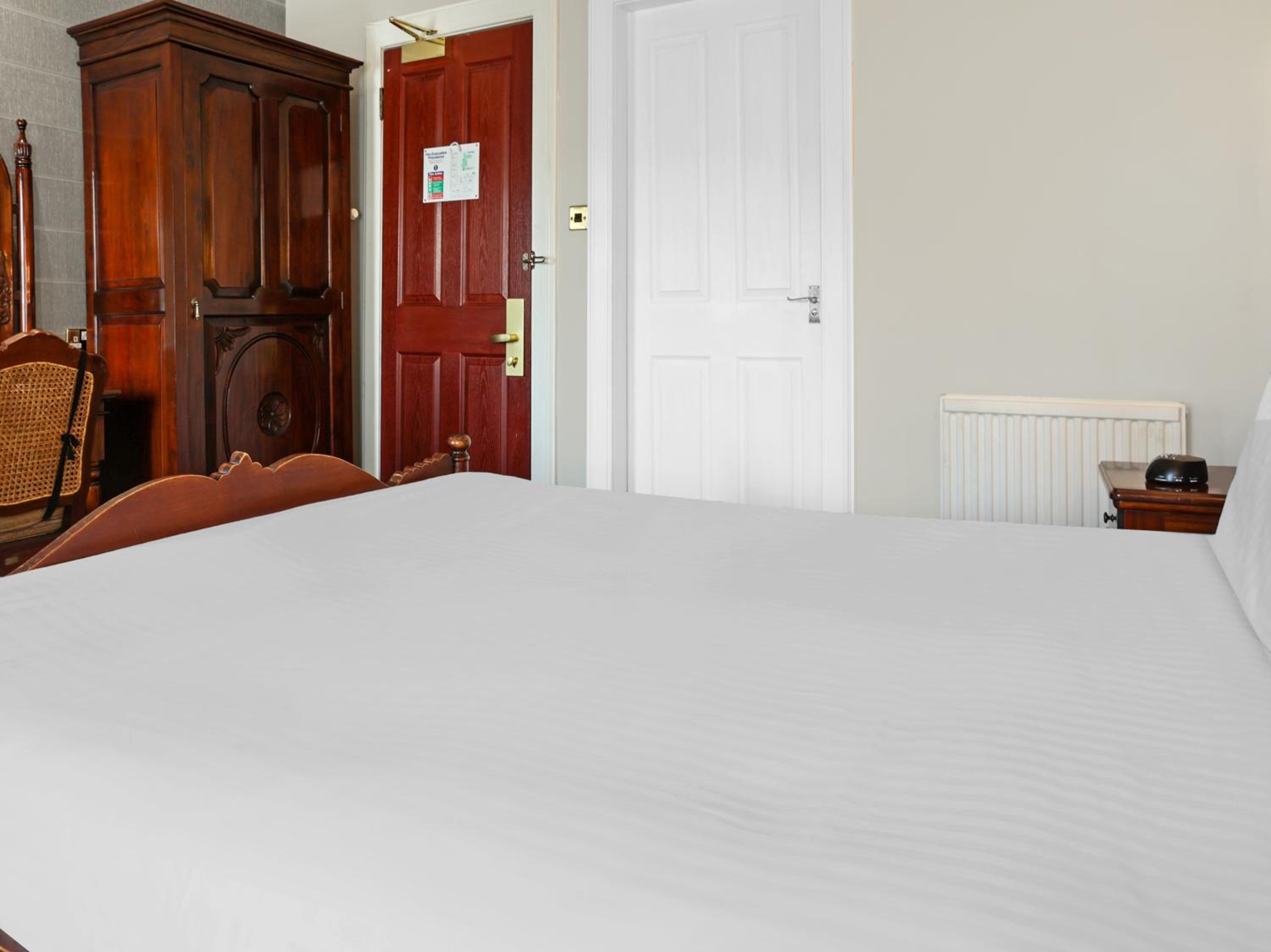 Standard Double Room - Non-Smoking photo 3
