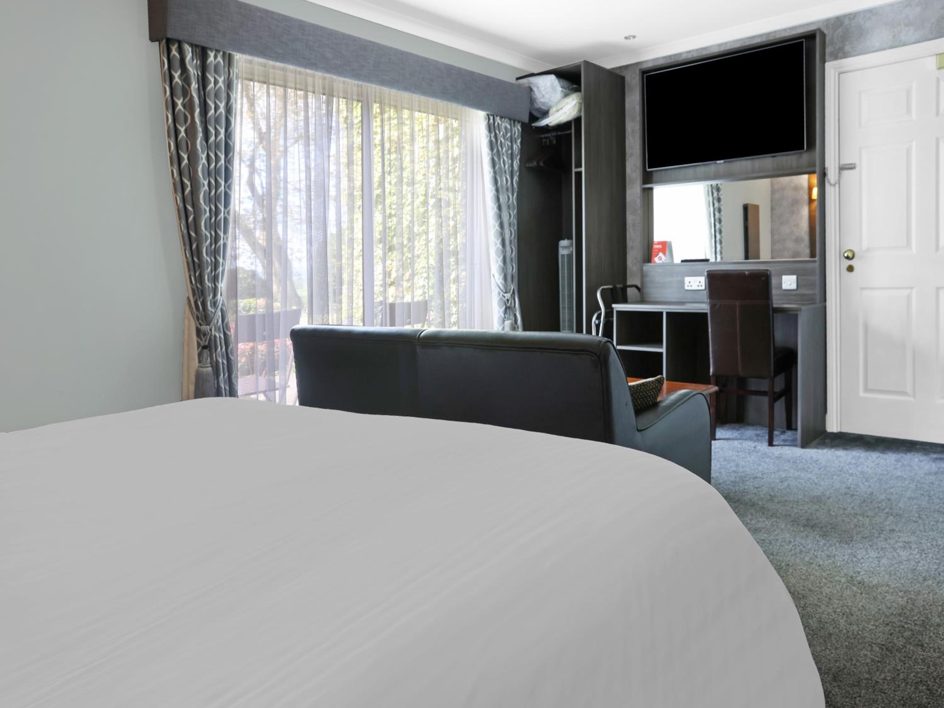 Superior Double Room - Non-Smoking photo 3