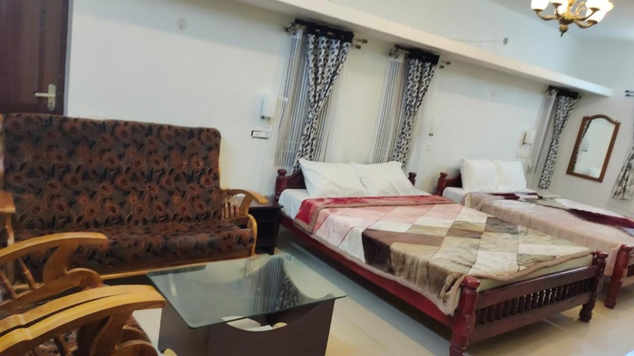 Deluxe Double Room With Two Double Beds photo 2
