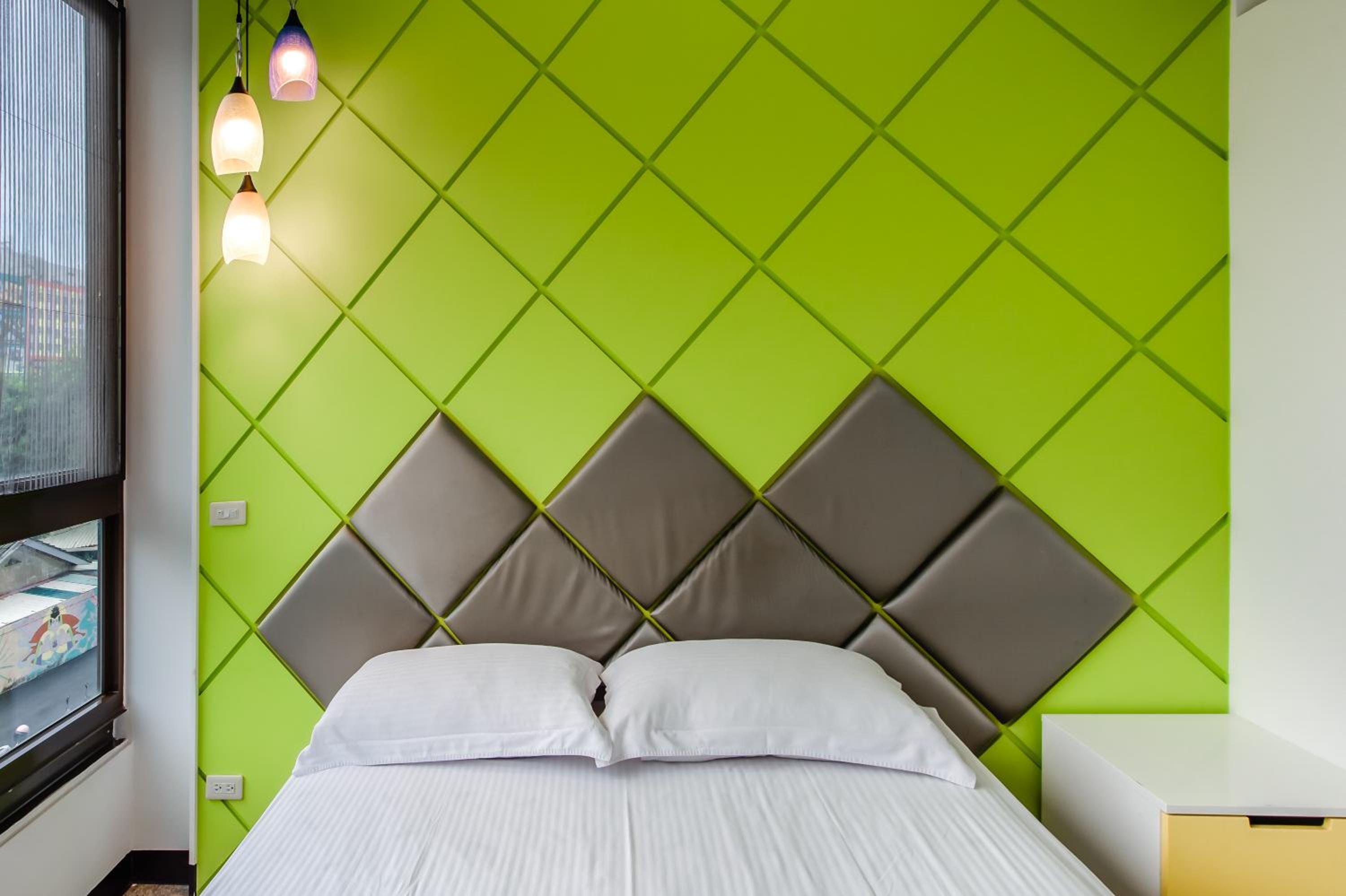 Double Room with City View - Photo 13