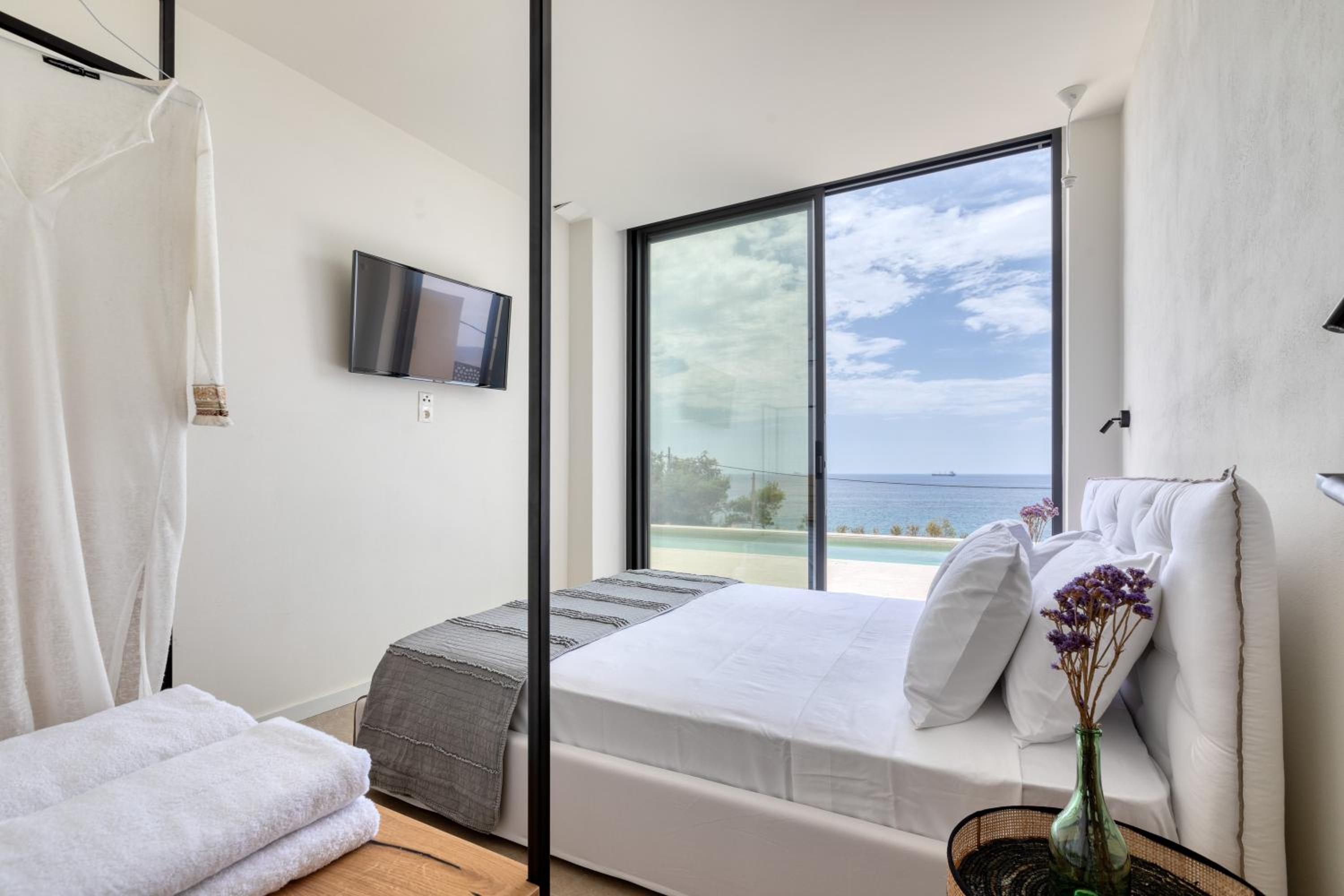 Villa with Sea View photo 1