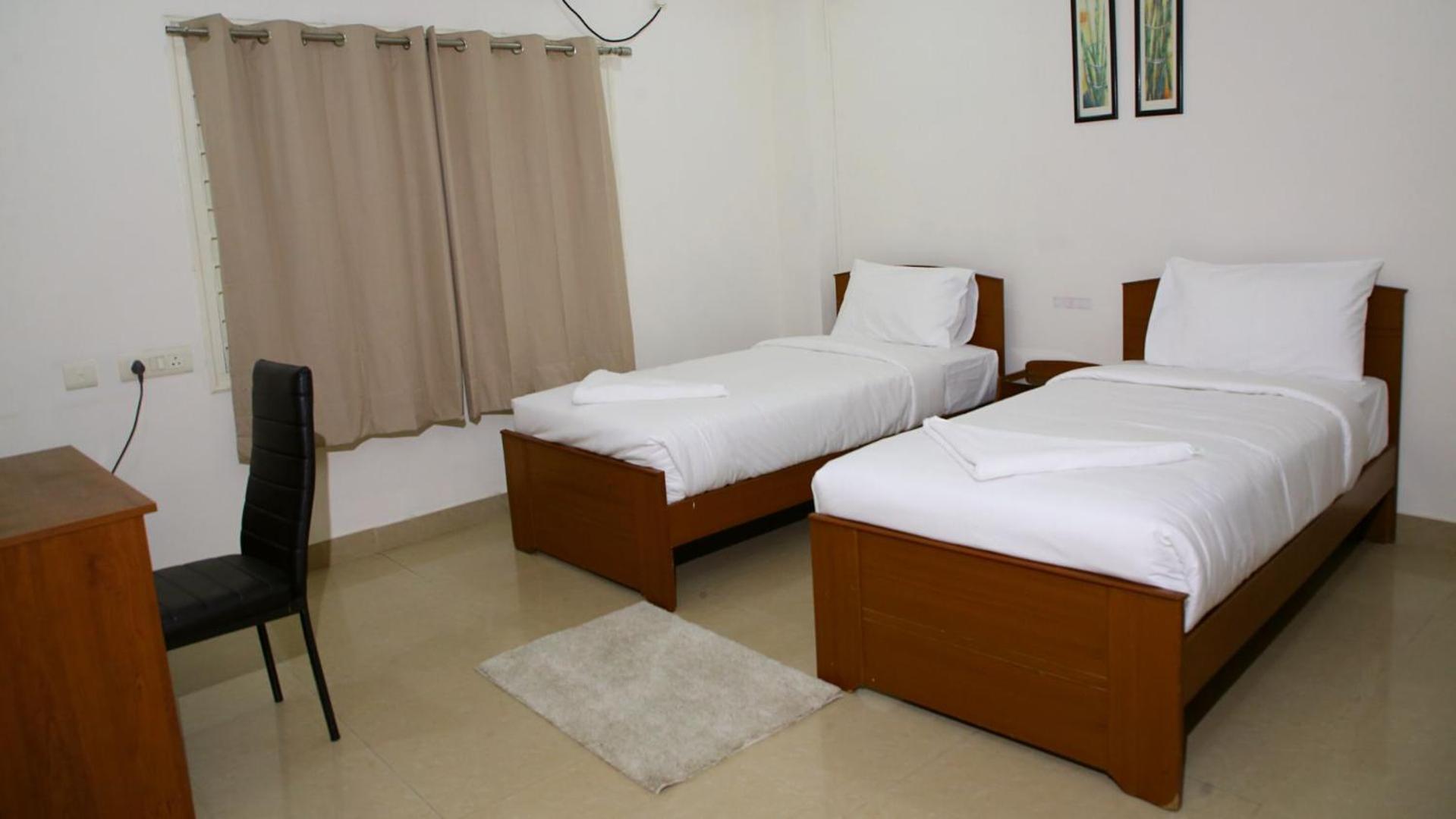 Standard Double Room - Photo 2
