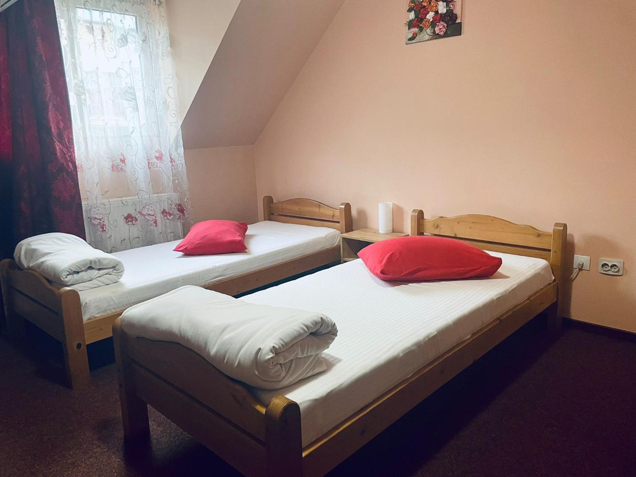 Superior Twin Room - Photo 12