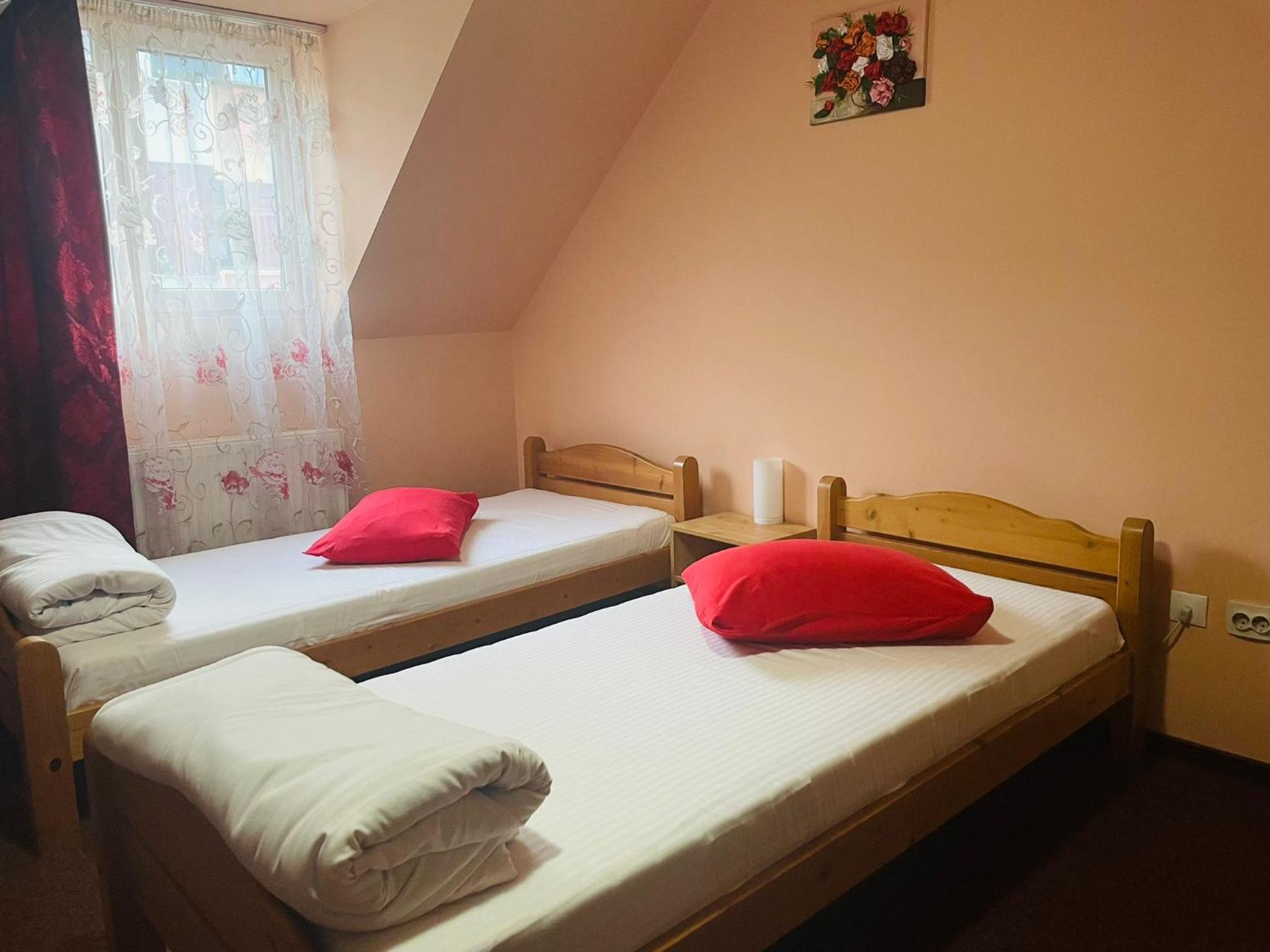 Superior Twin Room - Photo 11