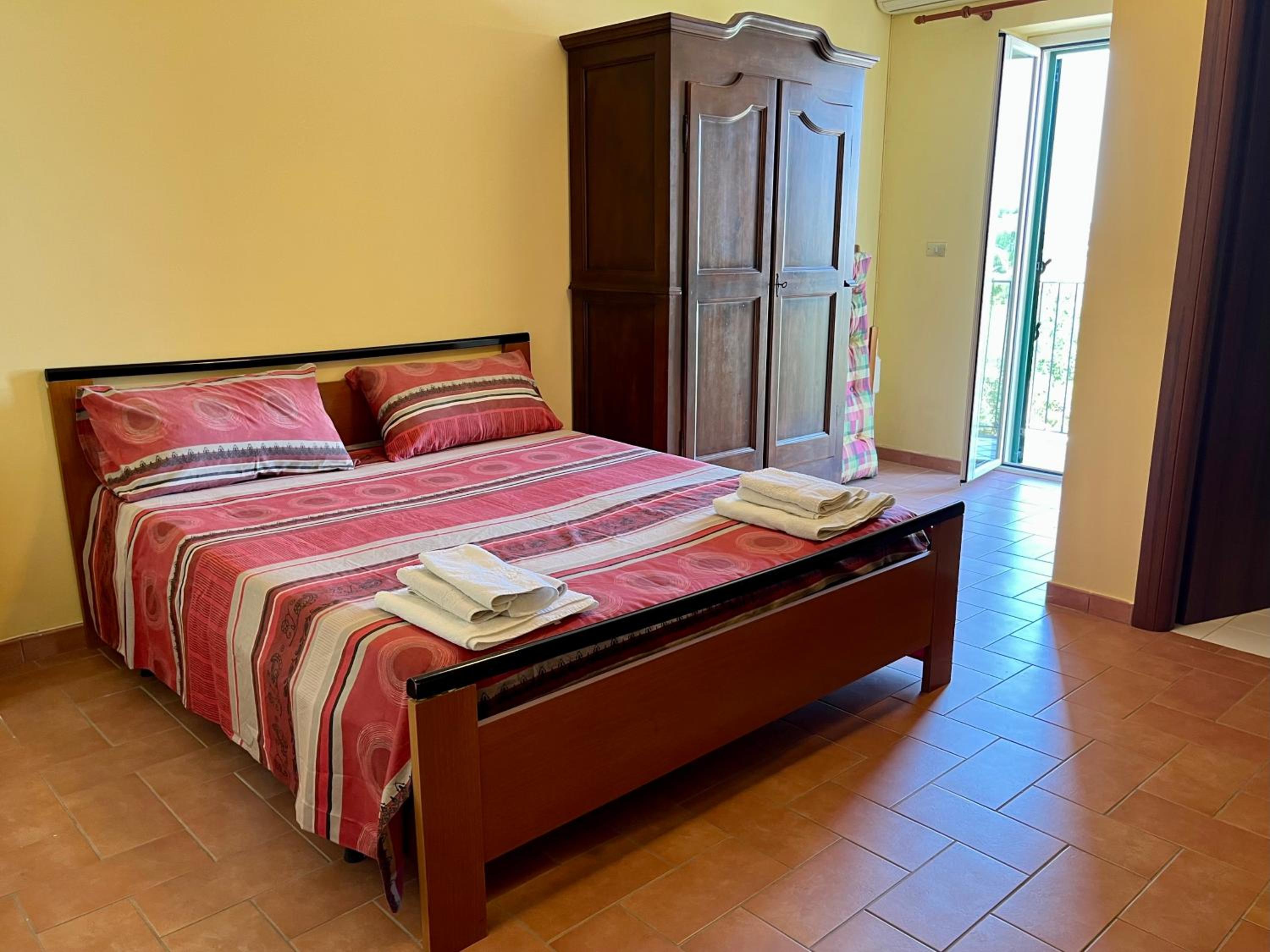 Double Room with Private Bathroom photo 1