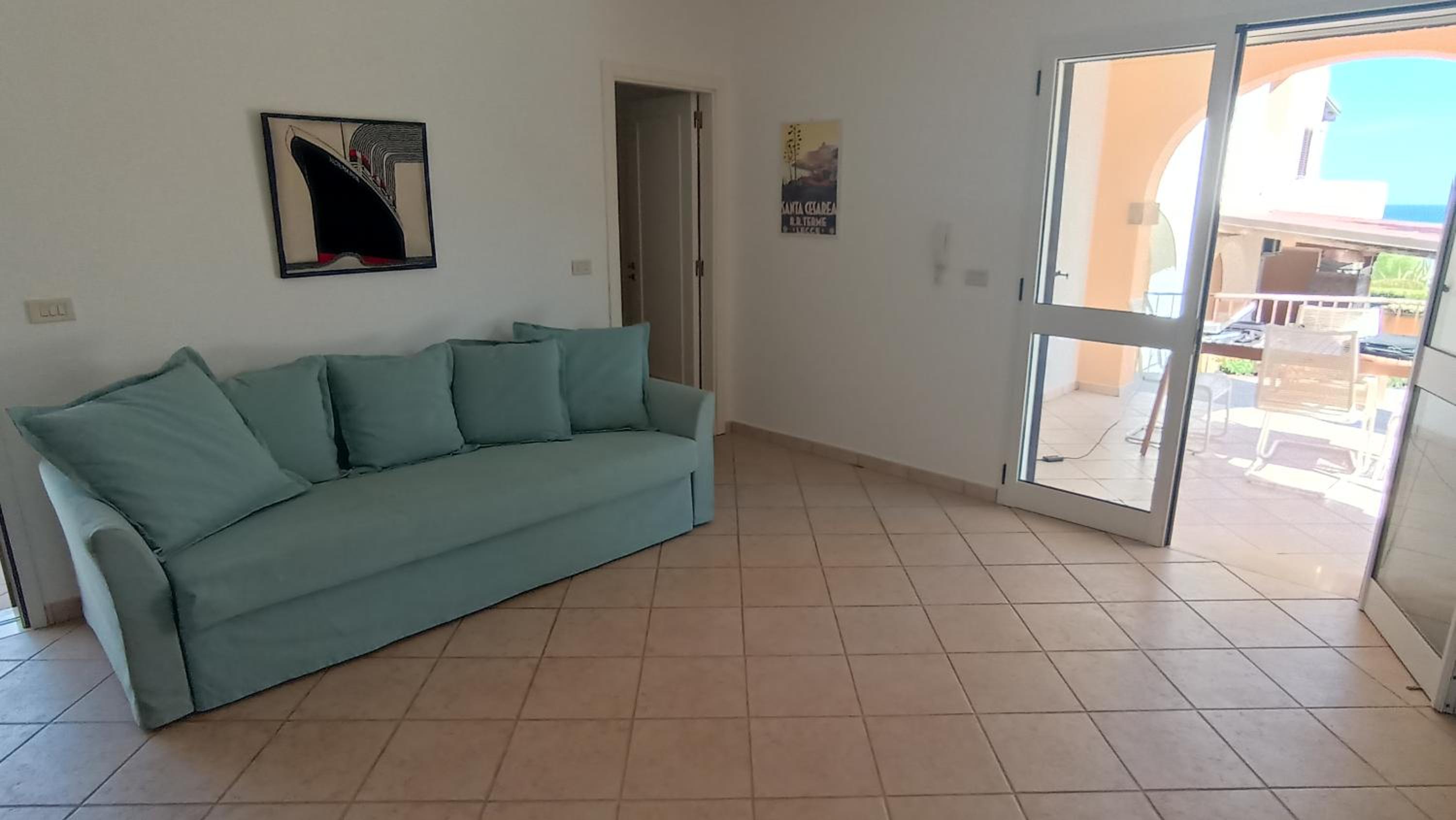 Two-Bedroom House photo 3