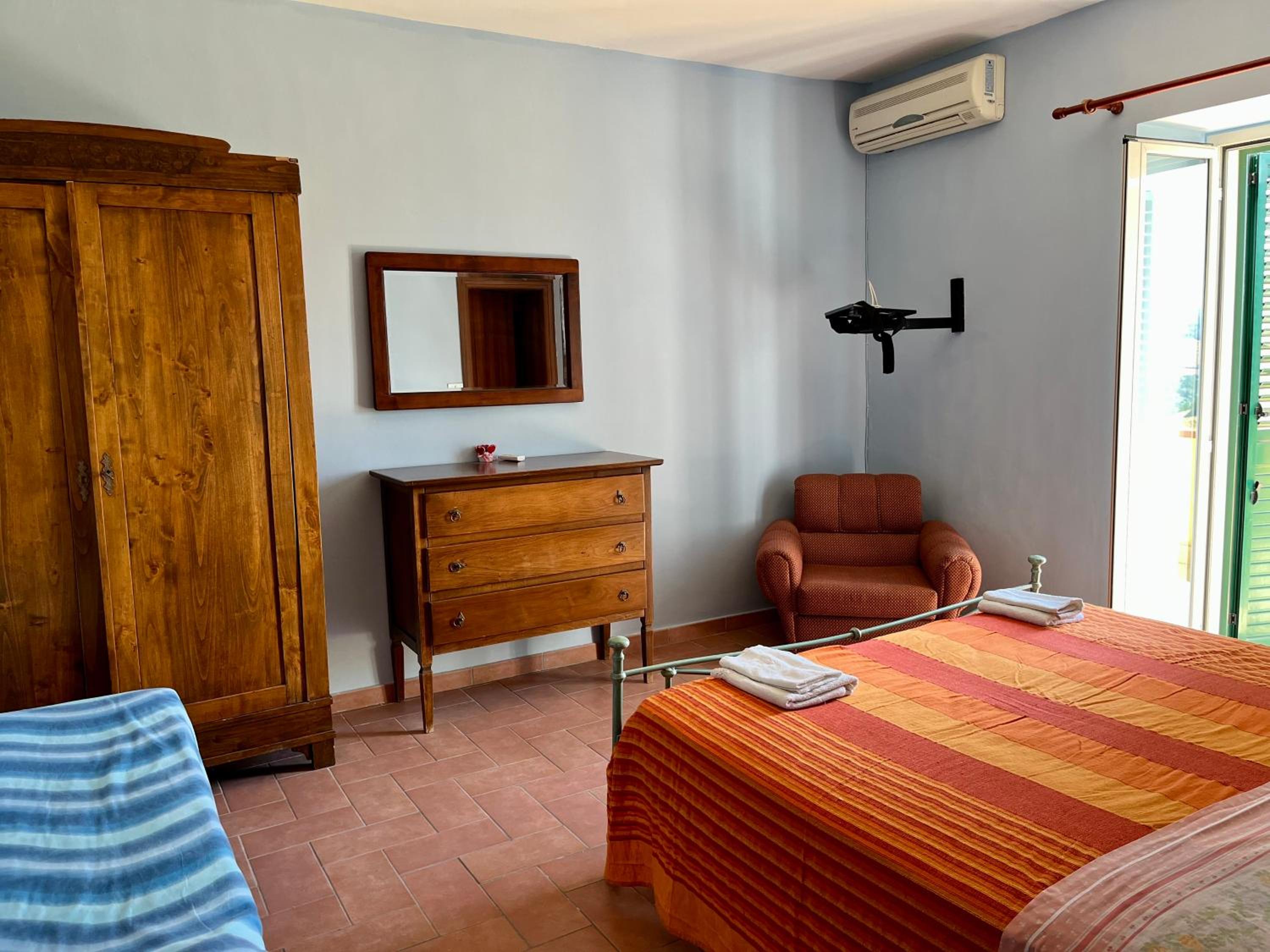Triple Room photo 1