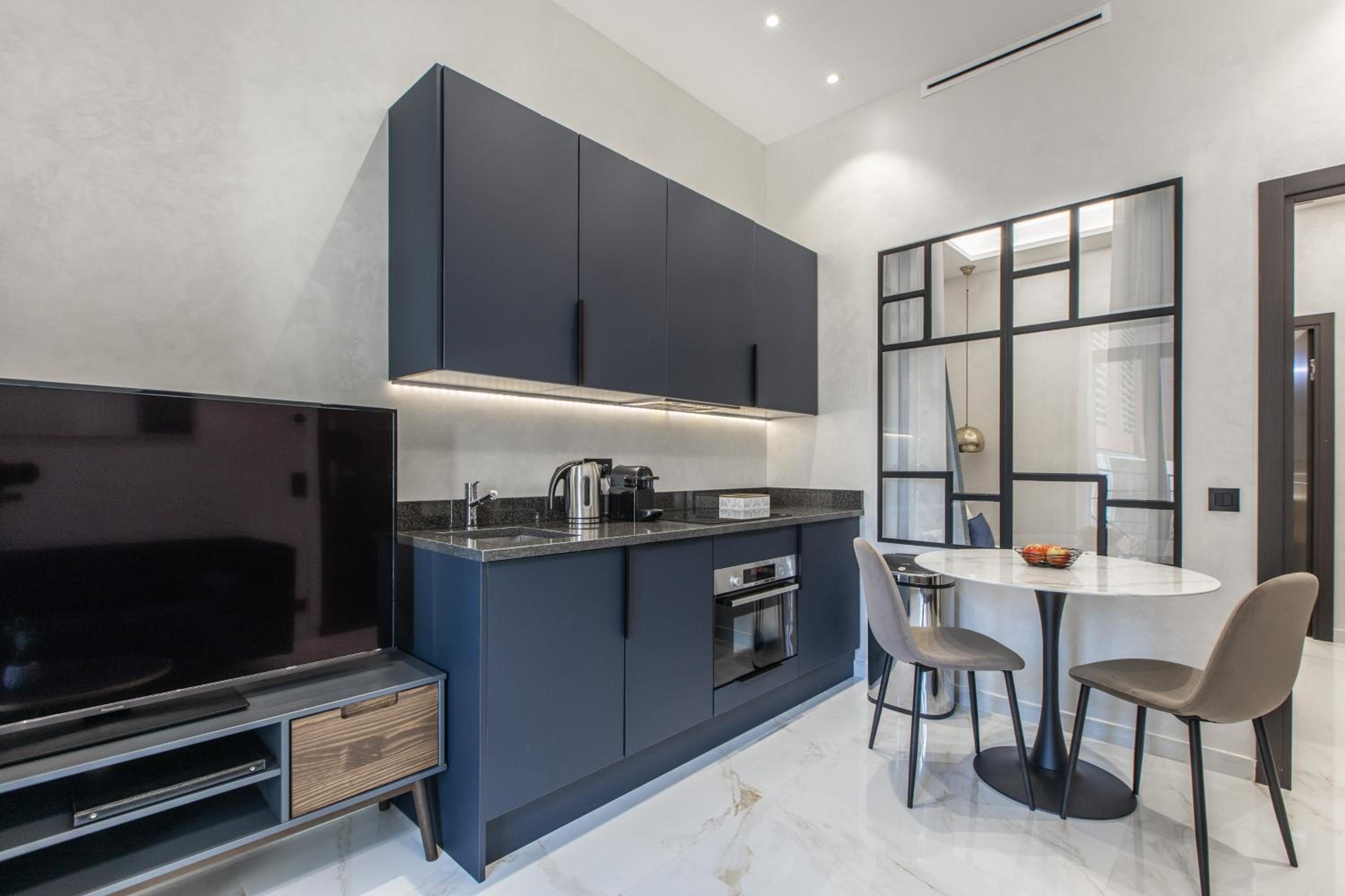 Opale One-Bedroom Apartment - Photo 4