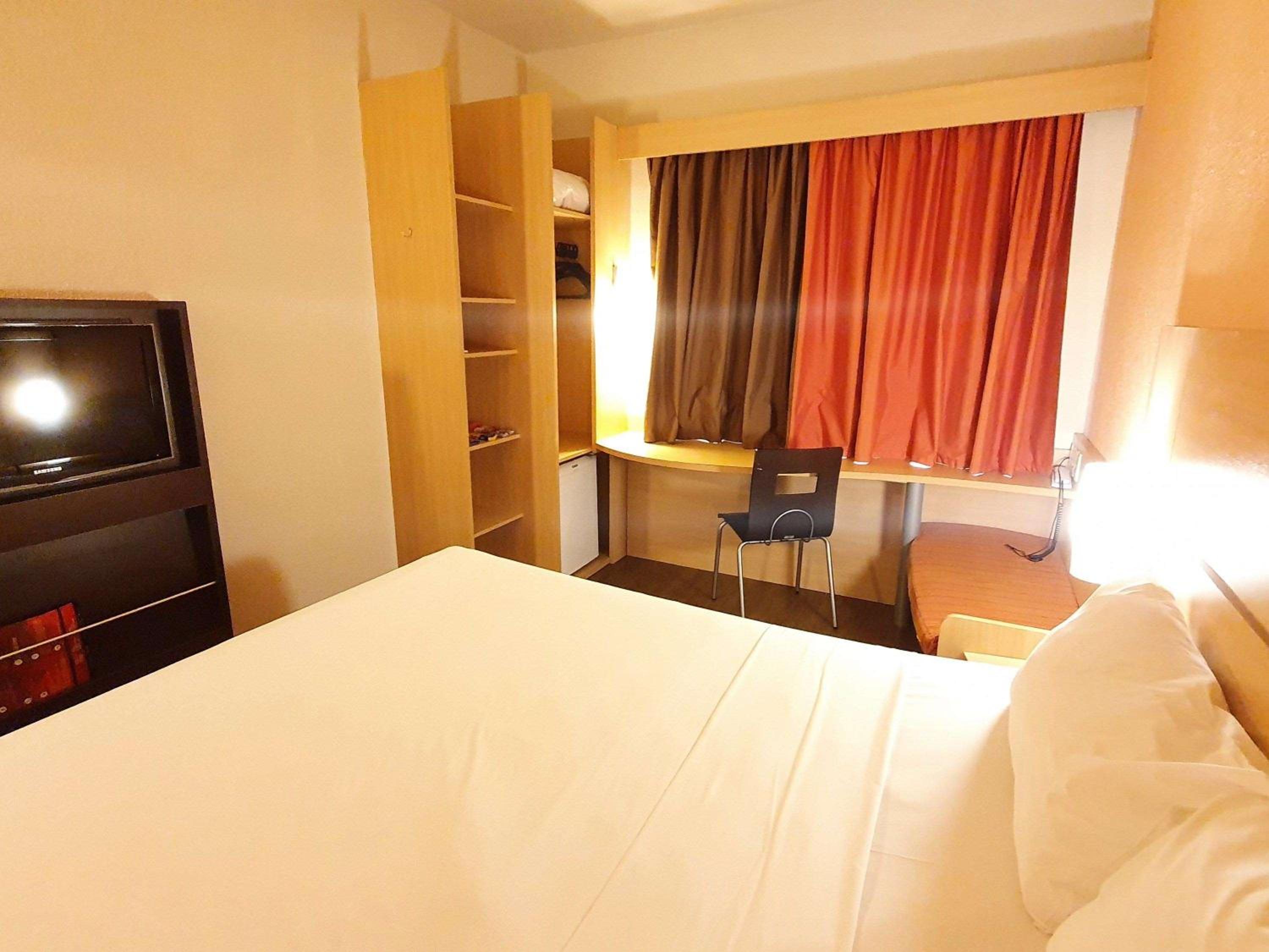 Standard Double Room - Photo 1