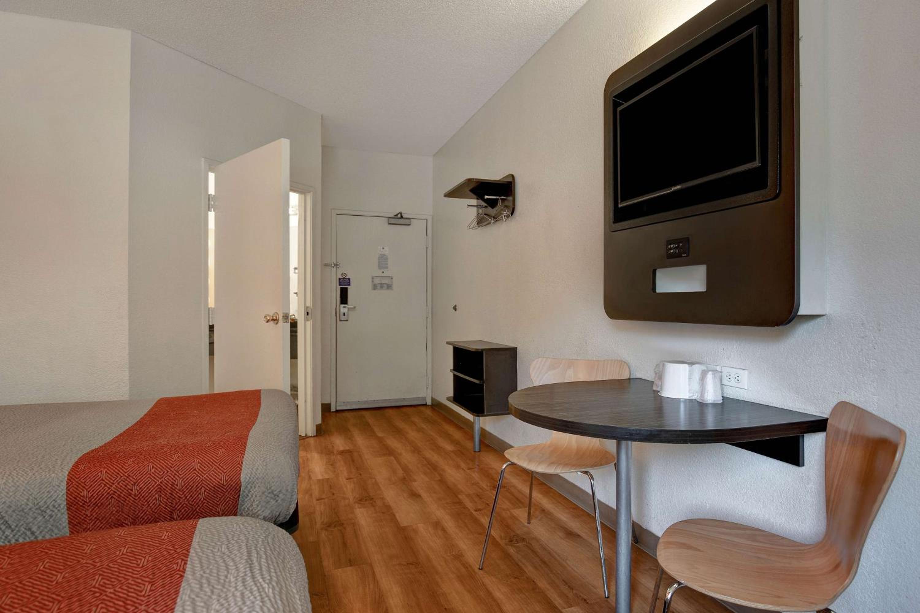 Quadruple Room photo 3