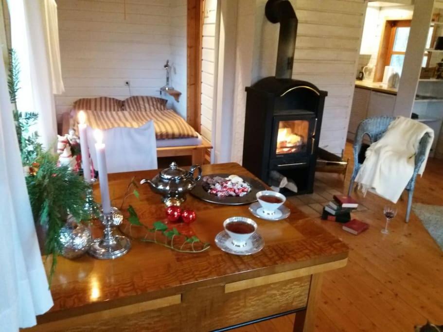 One-Bedroom House photo 1