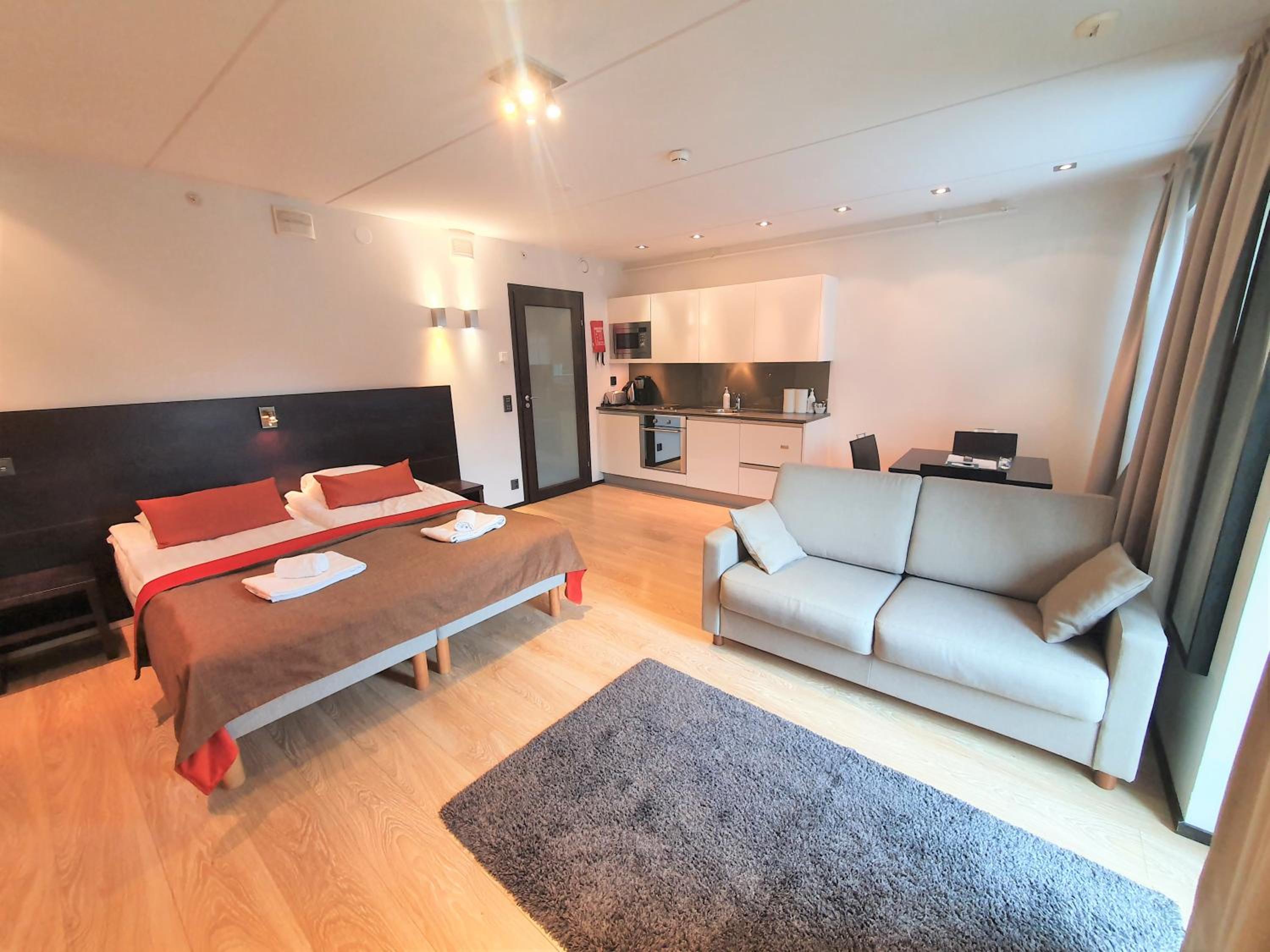 Premium Studio B22